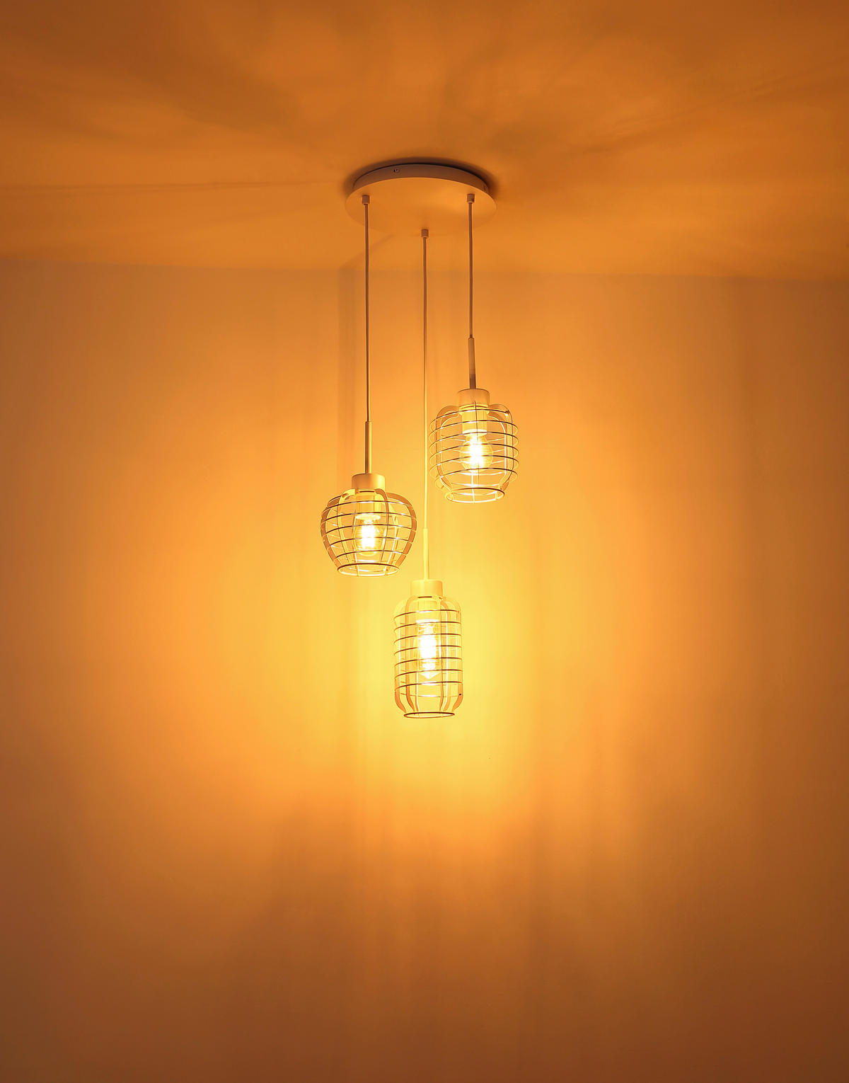 GLOBO Hängeleuchte weiß Chrom Aluminium Metall B/H/L: ca. 37x39,5x37 cm E27 3 Brennstellen Hängeleuchte-Nesa - weiß/Chrom (37,00/37,00/39,50cm) - GLOBO