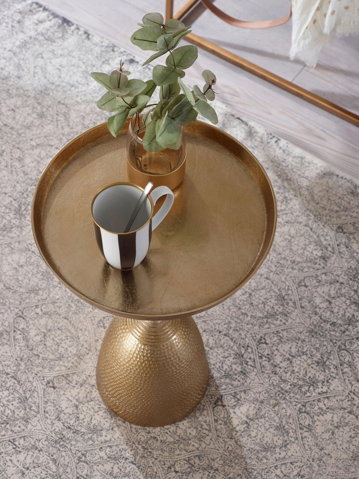 Beistelltisch gold B/H/T: ca. 33x53x33 cm Beistelltisch - gold (33,00/53,00/33,00cm) - Wohnling