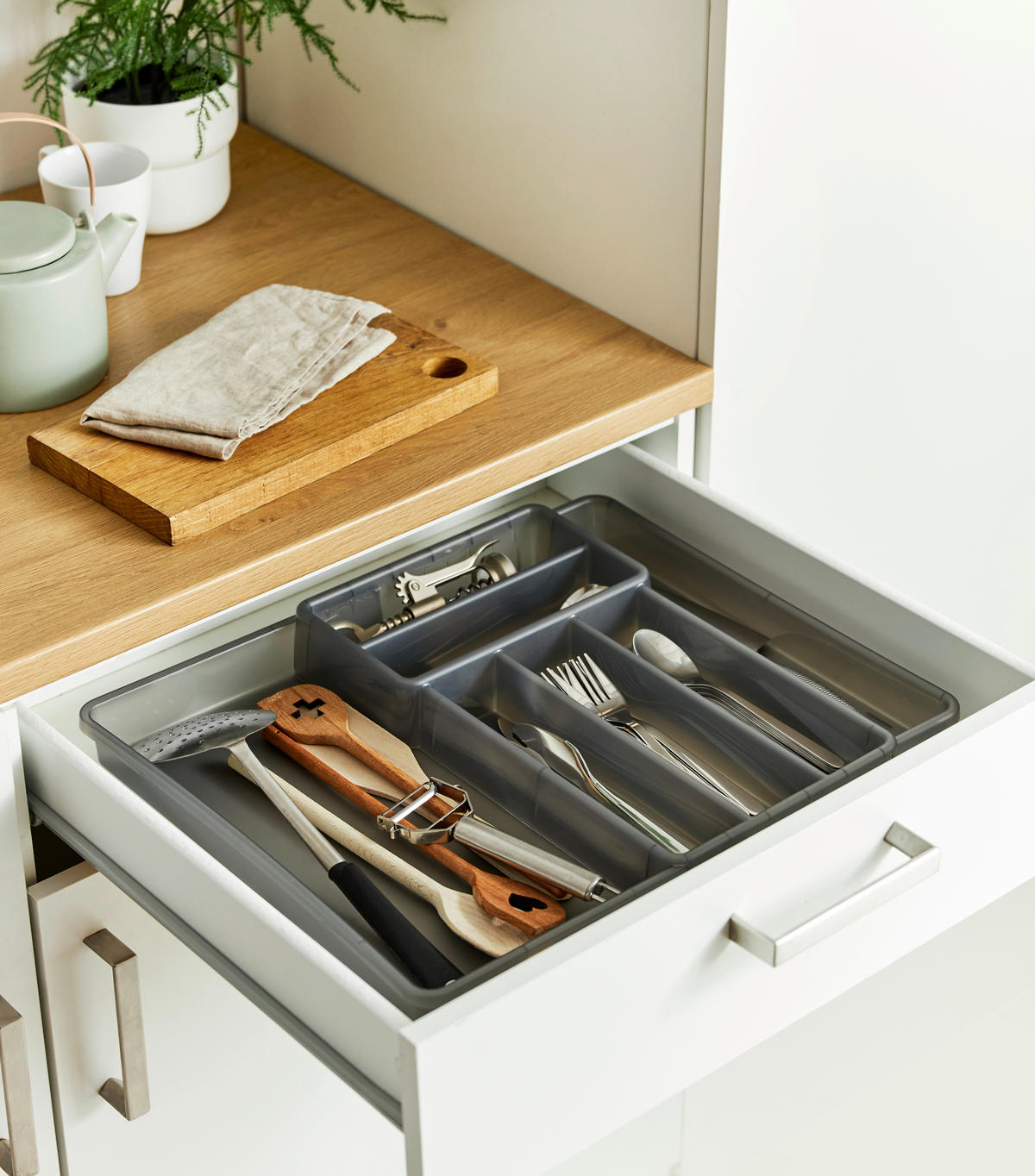 Rotho Besteckkasten DOMINO anthrazit Kunststoff B/H/L: ca. 34,1x5,1x39,7 cm DOMINO - anthrazit (39,70/34,10/5,10cm) - Rotho