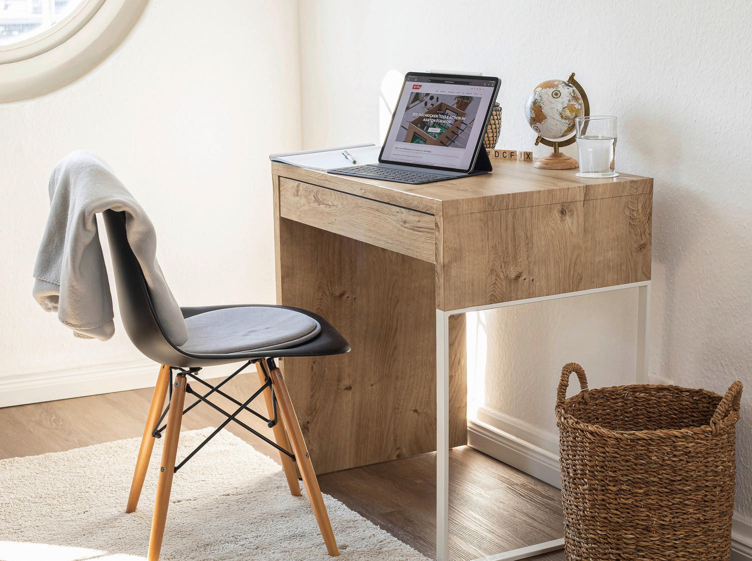 d-c-fix Klebefolie Holzoptik Oak hell B/L: ca. 90x210 cm Klebefolie_d-c-fix_F3465378 - Oak (90,00/210,00cm) - d-c-fix