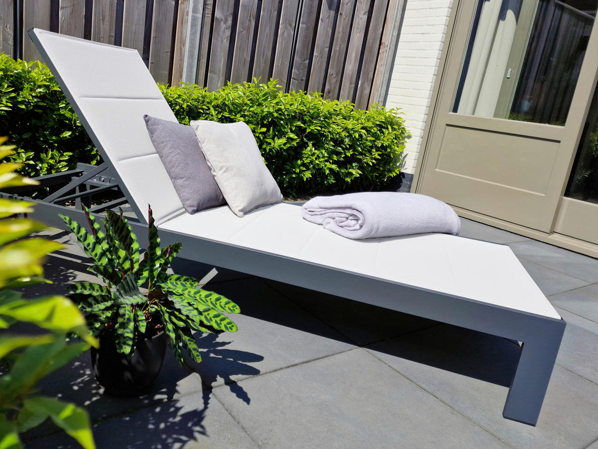 AXI Outdoor Living Gartenliege Elio creme Textil B/H/L: ca. 75x31x200 cm Elio - creme/grau (200,00/75,00/31,00cm) - AXI Outdoor Living