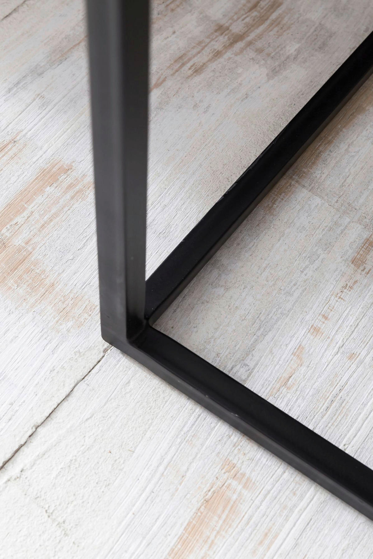 Beistelltisch 2er-Set natur schwarz lackiert Echtholz Eisen 2er-Set - natur/schwarz - Wohnling
