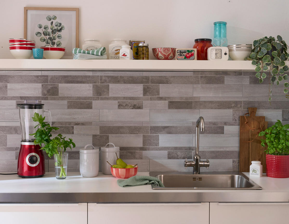 Wandfliesen grau B/L: ca. 30,5x30,5 cm Wandfliese_d-c-fix_selbstklebend - grau (30,50/30,50cm)
