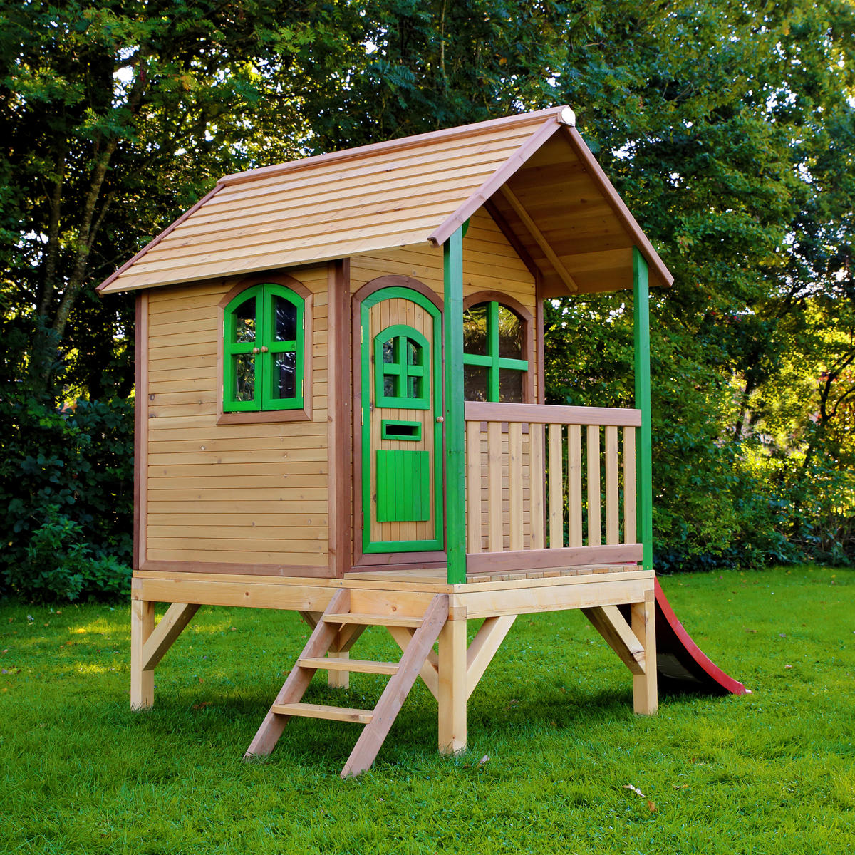 AXI Spielhaus Tom braun B/H/L: ca. 287x231x191 cm Tom - braun/rot (191,00/287,00/231,00cm) - AXI