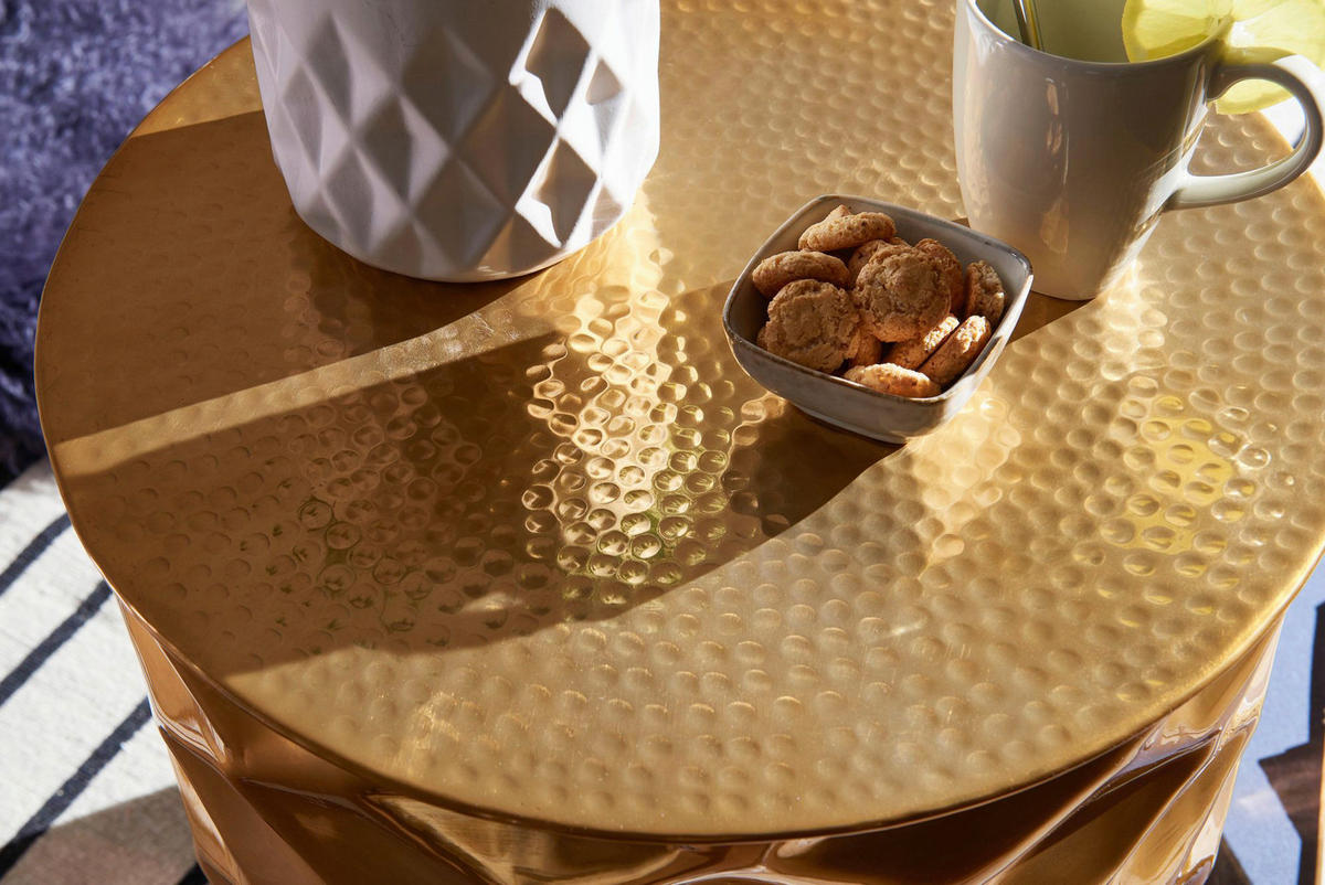 Beistelltisch gold Aluminium B/H/T: ca. 43,5x48x43,5 cm Beistelltisch - gold (43,50/48,00/43,50cm) - Wohnling