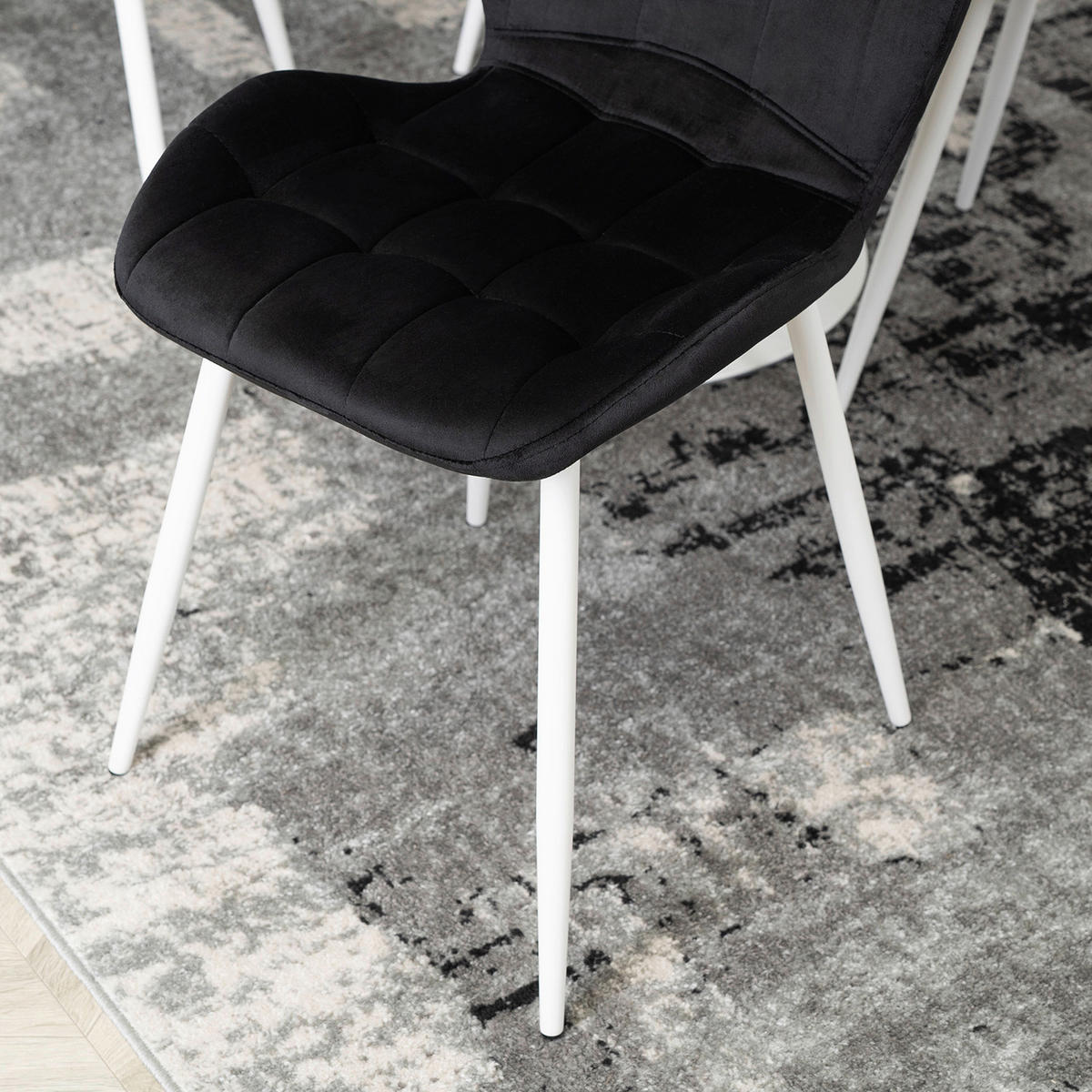Stuhl LUCKY schwarz weiß Velourstoff B/H/T: ca. 47x86x58 cm LUCKY - weiß/schwarz (47,00/86,00/58,00cm) - WIPMEB