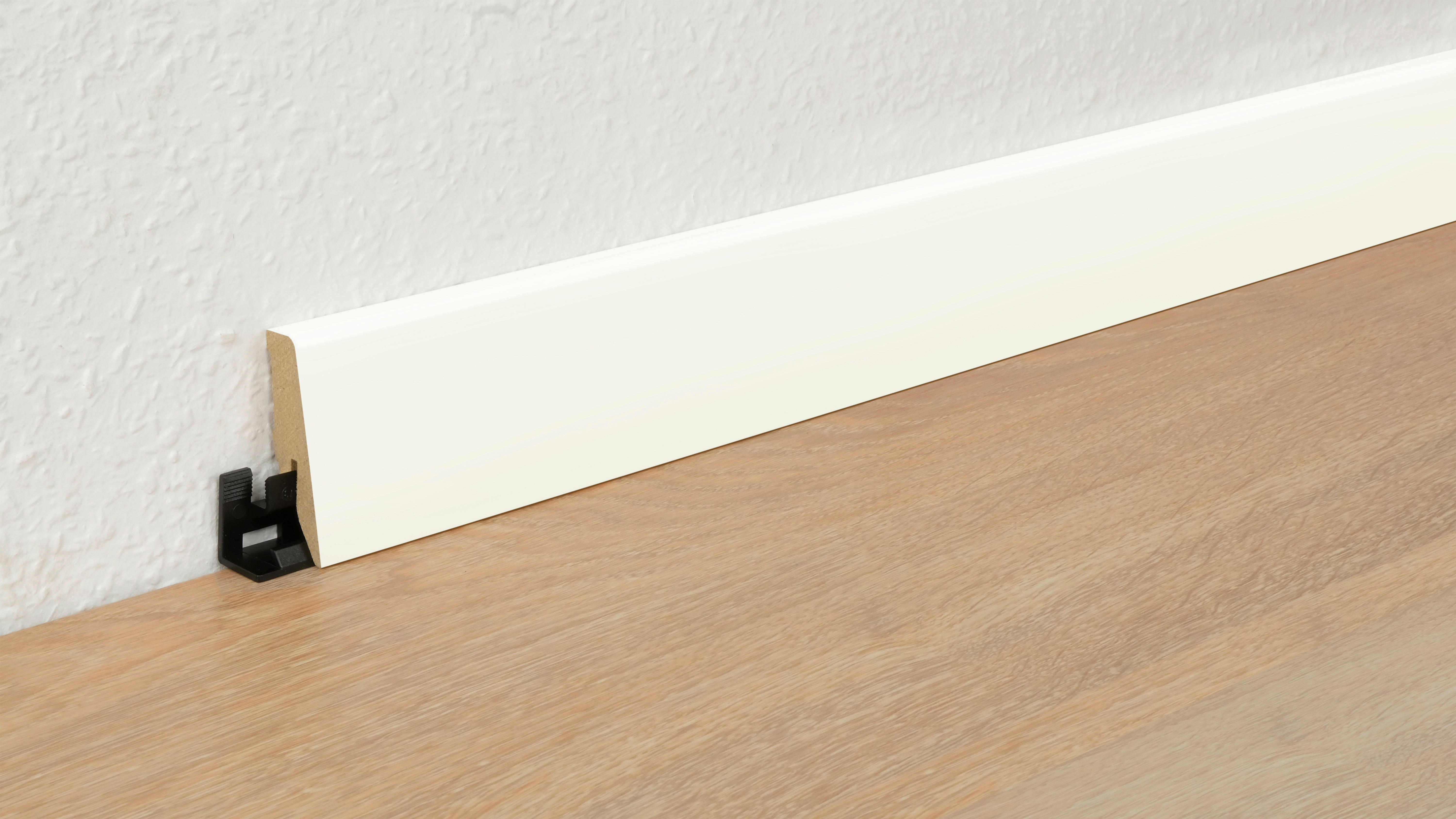 Sockelleiste L/B/H: ca. 250x1,8x5,8 cm pro Stück Sockelleiste 58mm 0026 - (250,00/1,80/5,80cm)