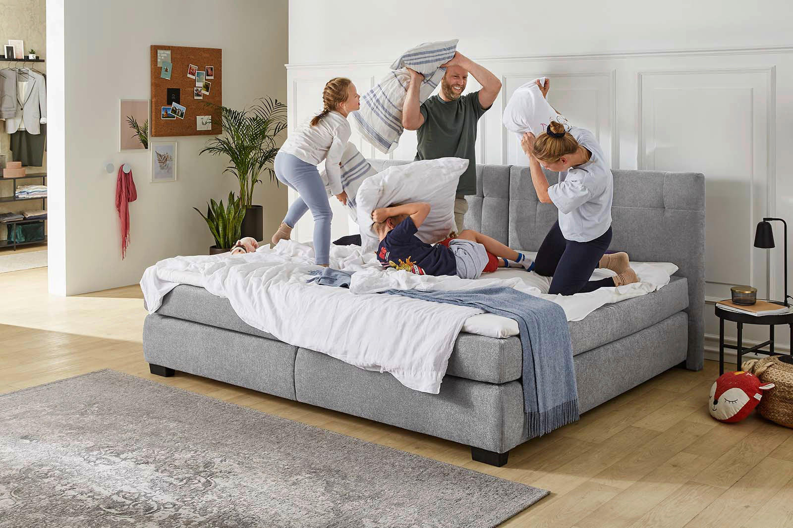 Boxspringbett  grau dunkel Microfaser Liegefläche B/L: ca. 240x200 cm Family_Boxspringbett - grau (255,00/115,00/215,00cm)