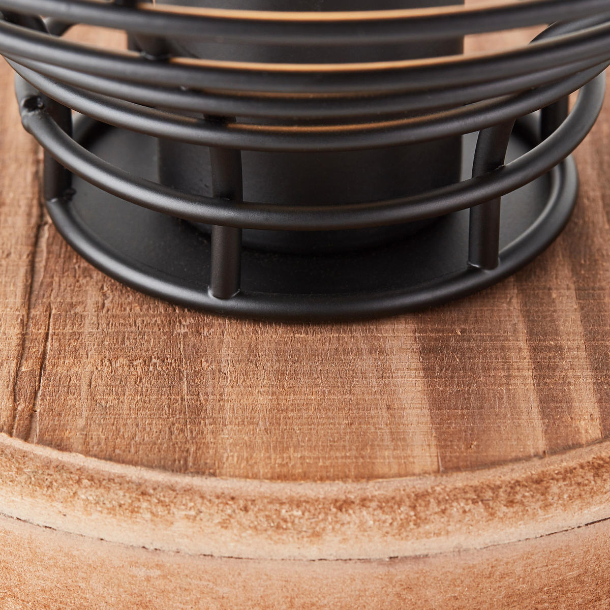 Brilliant Tischleuchte Avia 93153/76 schwarz natur Metall Holz B/H/T: ca. 20x18,5x20 cm E27 1 Brennstellen Tischleuchte Avia 93153/76 - natur/schwarz (20,00/18,50/20,00cm) - Brilliant