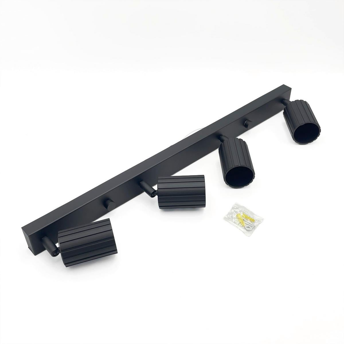 Lamkur Strahler schwarz Stahl B/H/L: ca. 6,5x16,5x81 cm 4 Brennstellen Prisma - schwarz (81,00/6,50/16,50cm) - Lamkur