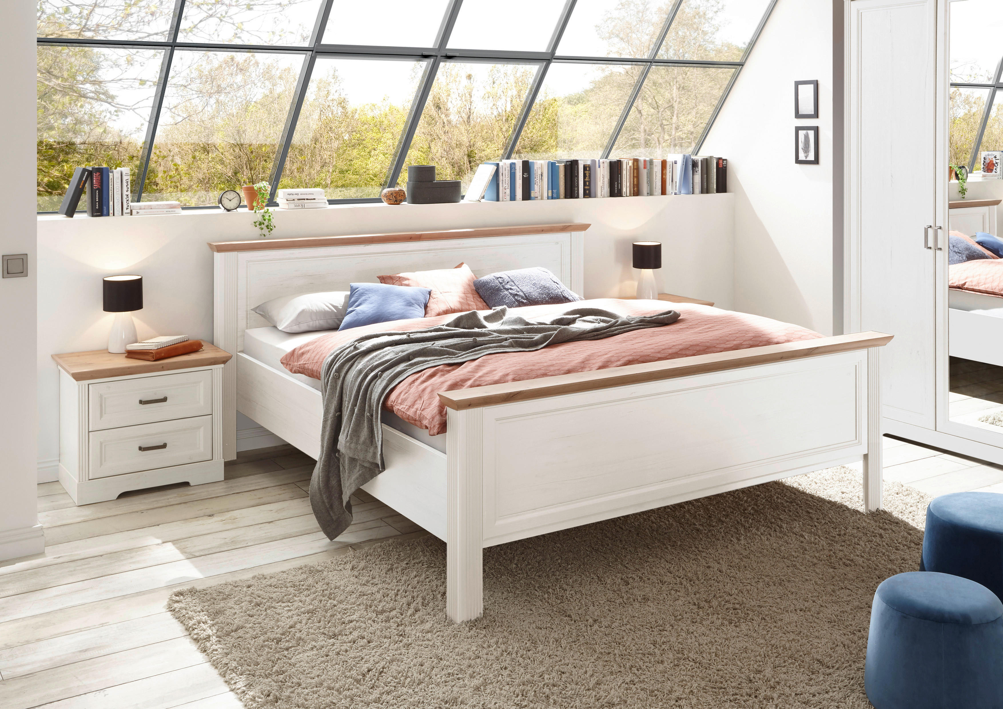 Bett Jasmin Eiche weiß B/H/T: ca. 205x98x215 cm Liegefläche B/L: ca. 180x200 cm Jasmin - Eiche/weiß (205,00/98,00/215,00cm)