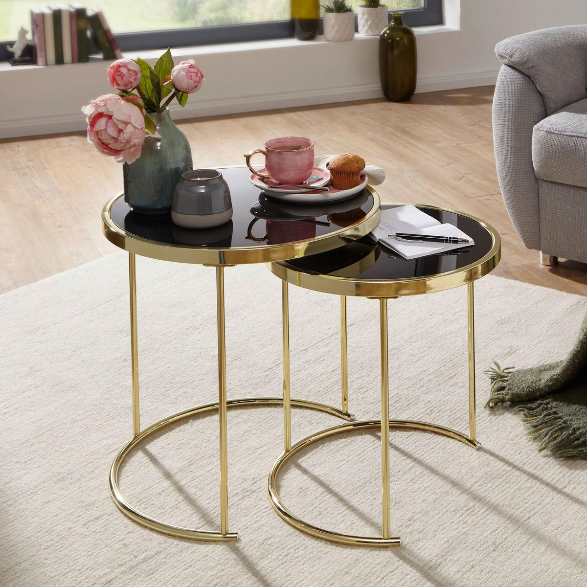 Beistelltisch 2er-Set schwarz gold lackiert Glas Metall 2er-Set - gold/schwarz - Wohnling