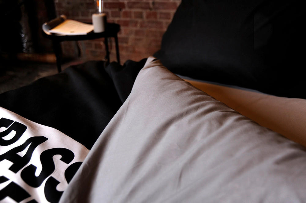 Baumwoll Wende Bettwäsche Strassenkicker Renforce schwarz Baumwolle B/L: ca. 155x220 cm Strassenkicker - schwarz/grau (155,00/220,00cm)