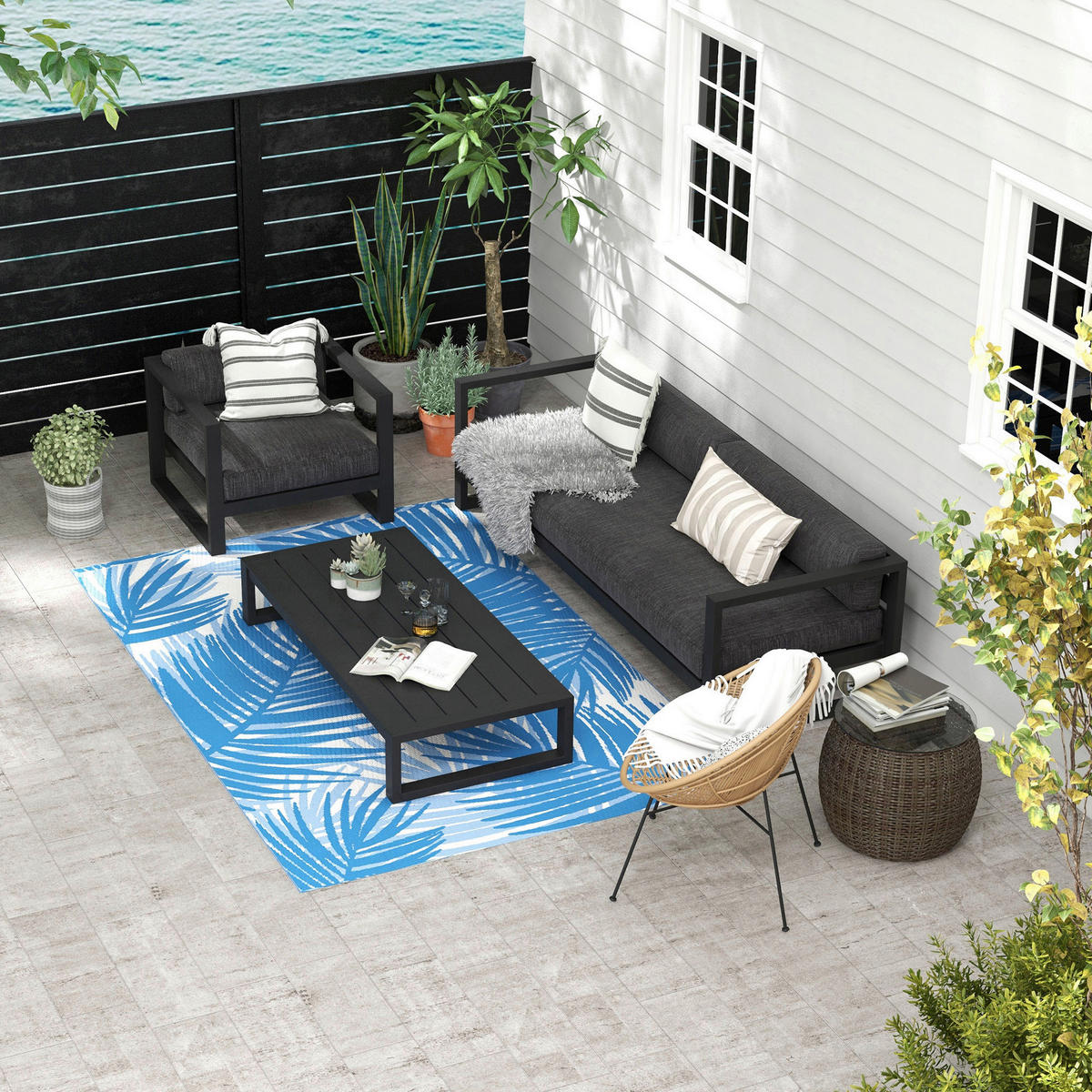 Outsunny Outdoor-Teppich blau B/H/L: ca. 274x182x0,3 cm Outdoor-Teppich - blau (0,30/274,00/182,00cm) - Outsunny