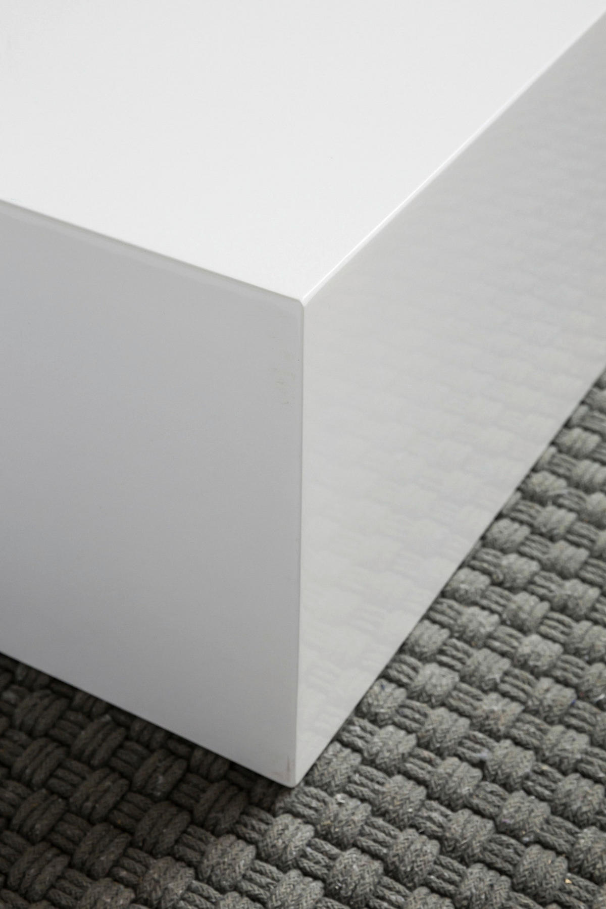 Couchtisch weiß Lack Hochglanz B/H/T: ca. 60x30x60 cm Monobloc Couchtisch - weiß (60,00/30,00/60,00cm) - Wohnling