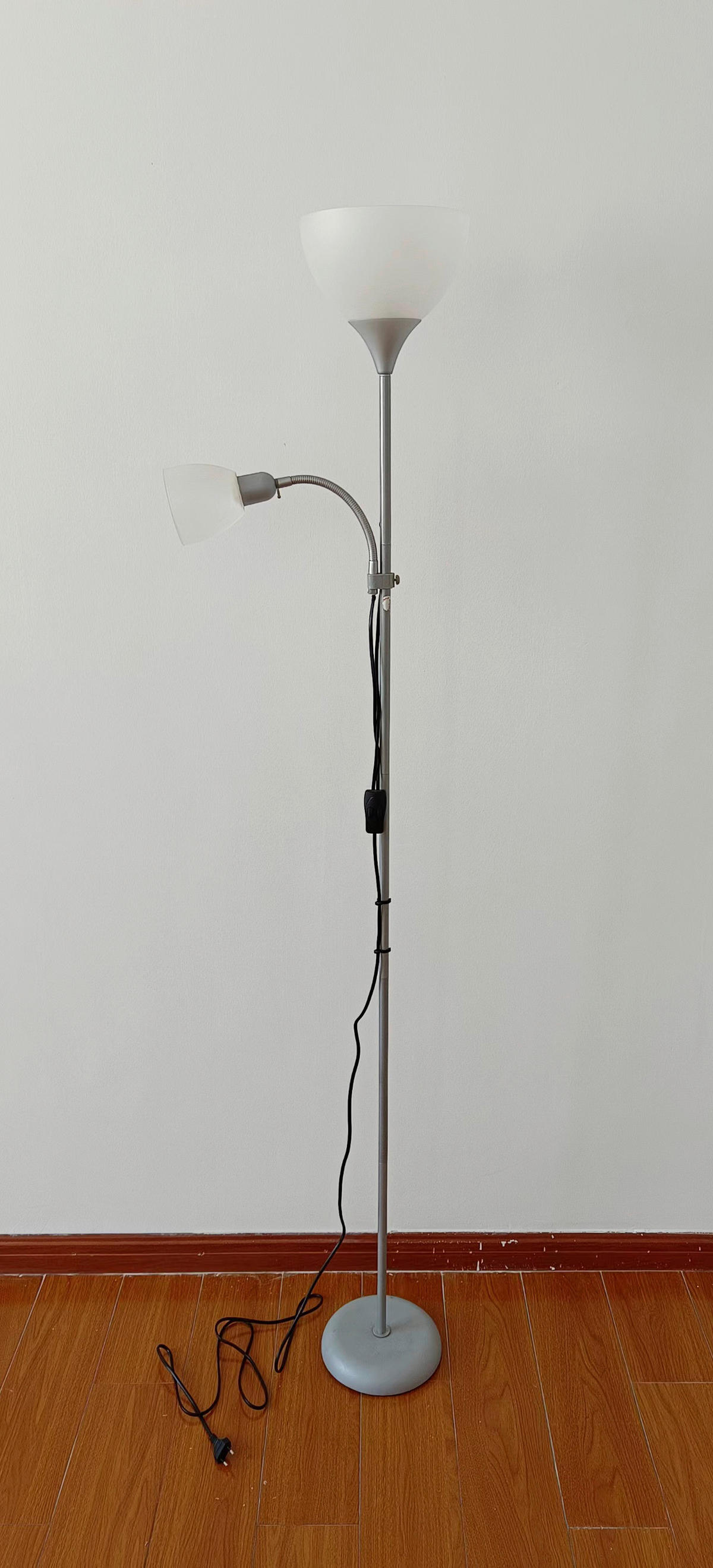 Sensation Deckenfluter silber weiß Metall Kunststoff H: ca. 180 cm E27 2 Brennstellen Promo - weiß/silber (180,00cm) - Sensation