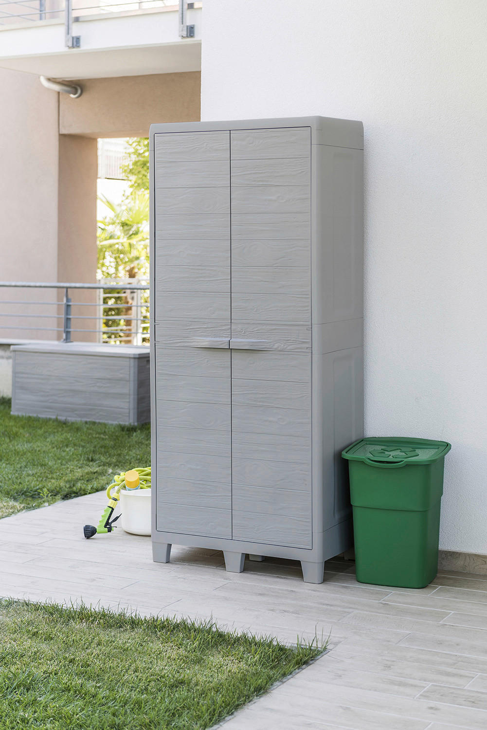 Toomax Kunststoffschrank Woodys grau Kunststoff B/H/L: ca. 182x46x78 cm Woodys - grau (78,00/182,00/46,00cm) - Toomax