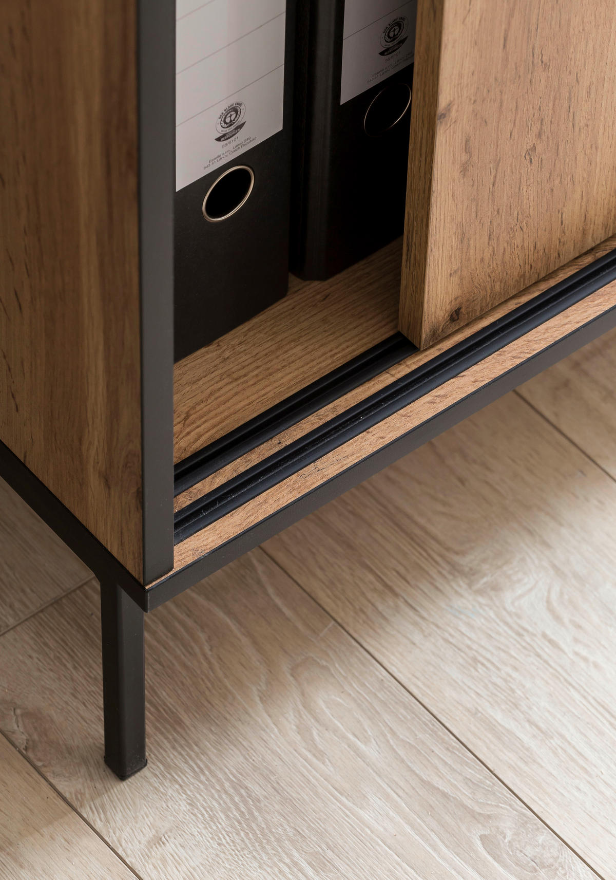 Midischrank Serie 2000 Eiche Landhaus Nachbildung B/H/T: ca. 100,1x96,6x41 cm Serie 2000 - Eiche (100,10/96,60/41,00cm) - Möbelpartner