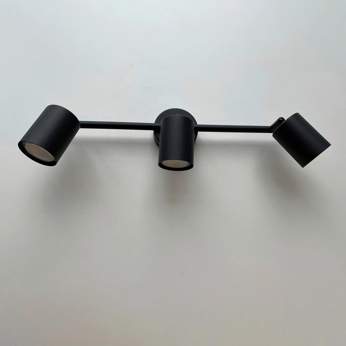 Fischer & Honsel LED-Deckenleuchte 21130 schwarz Metall B/H/T: ca. 42x14x8 cm 3 Brennstellen Vano - schwarz (42,00/14,00/8,00cm) - Fischer & Honsel