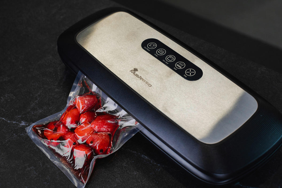 MASTERPRO Vakuumierer BGMP-9080 Foodies silber schwarz Kunststoff Edelstahl B/H/T: ca. 37x7x15 cm ca. 130 W Foodies BGMP-9080 - schwarz/silber (37,00/7,00/15,00cm) - MASTERPRO