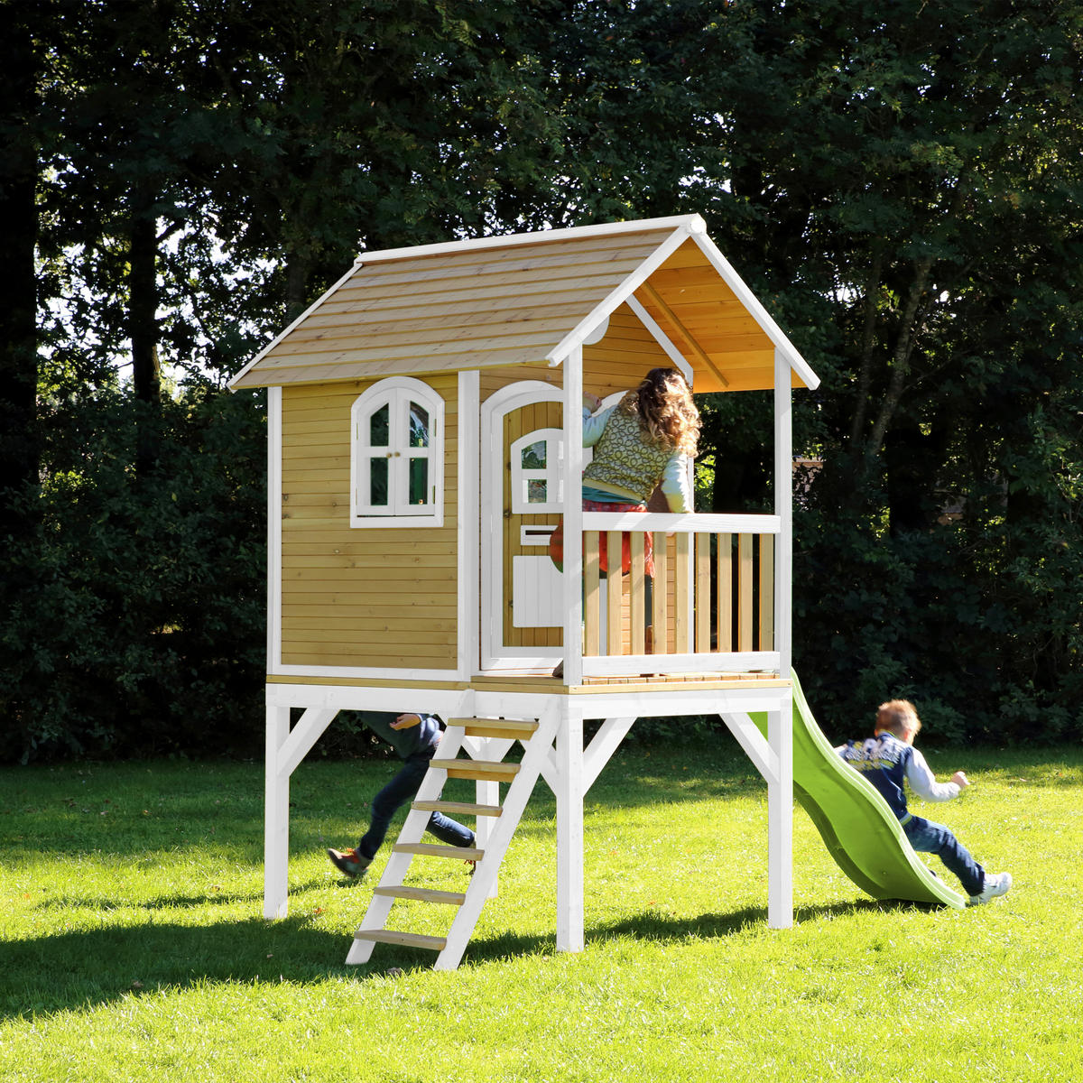 AXI Spielhaus Laura weiß B/H/L: ca. 318x272x191 cm Laura - braun/weiß (191,00/318,00/272,00cm) - AXI