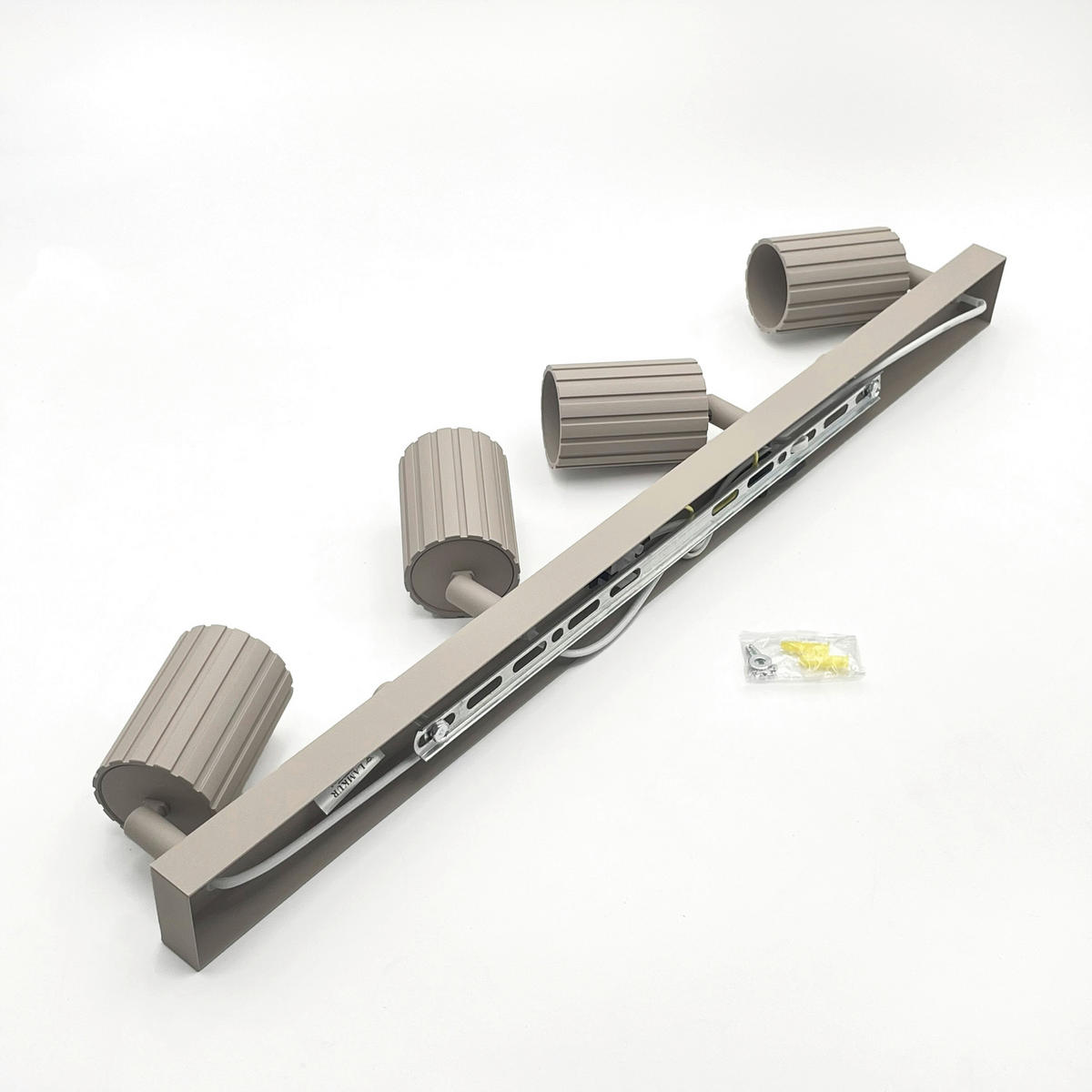 Lamkur Strahler beige Stahl B/H/L: ca. 6,5x16,5x81 cm 4 Brennstellen Prisma - beige (81,00/6,50/16,50cm) - Lamkur