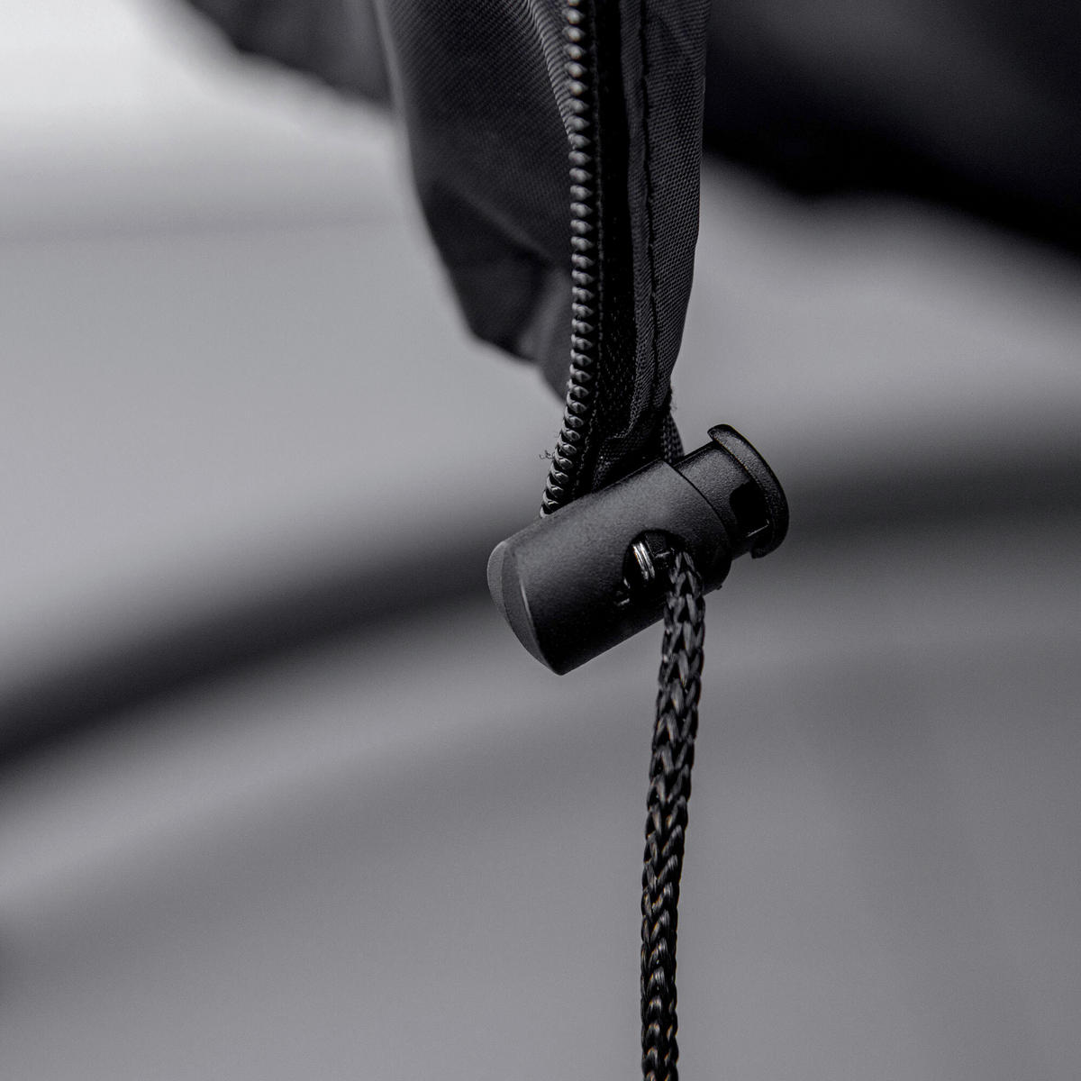 Outsunny Schutzhülle mit Tasche schwarz Kunststoff H/D: ca. 190x115 cm Schützhülle_Outdoor mit Tasche - schwarz (115,00/190,00cm) - Outsunny