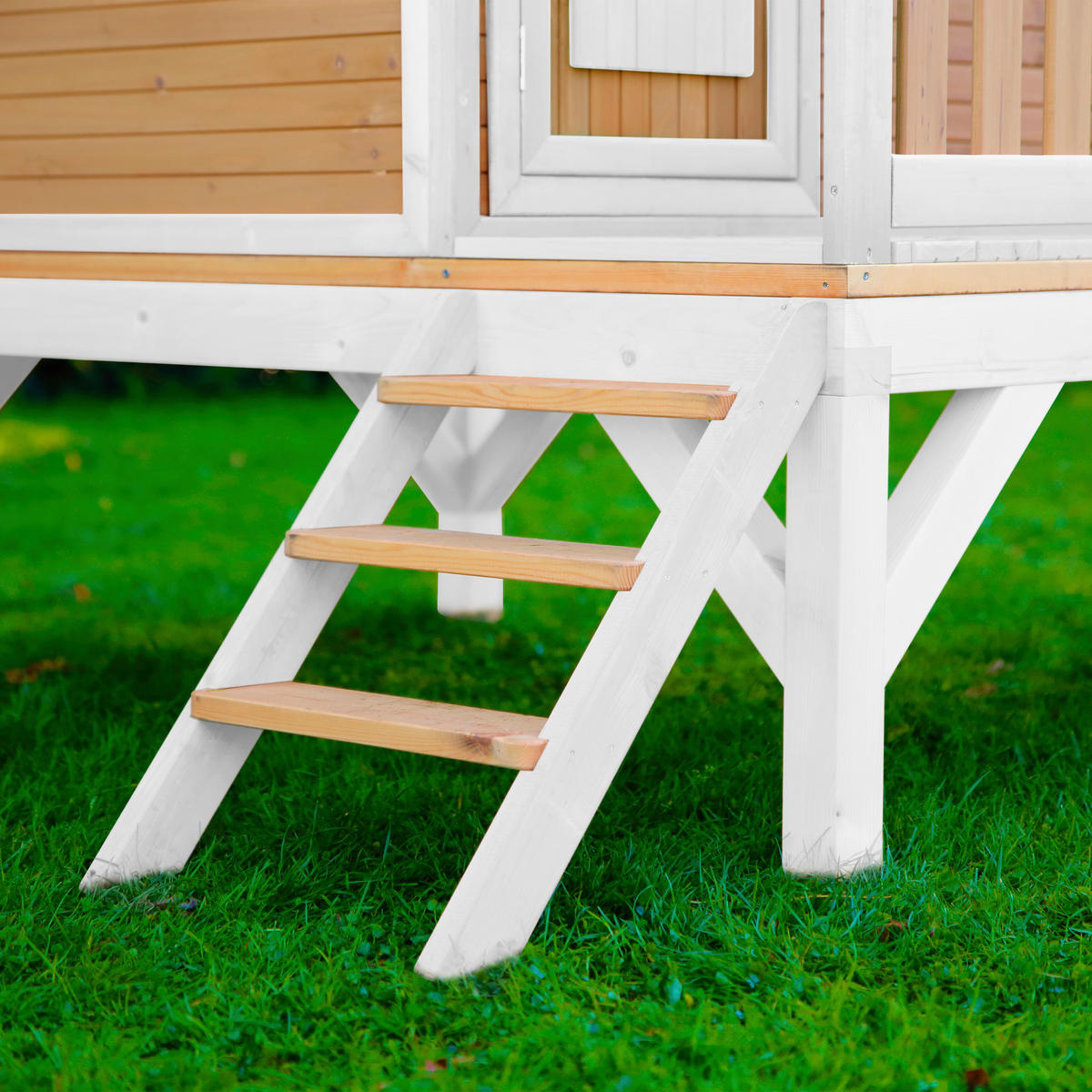 AXI Spielhaus Tom braun B/H/L: ca. 287x231x191 cm Tom - braun/weiß (191,00/287,00/231,00cm) - AXI