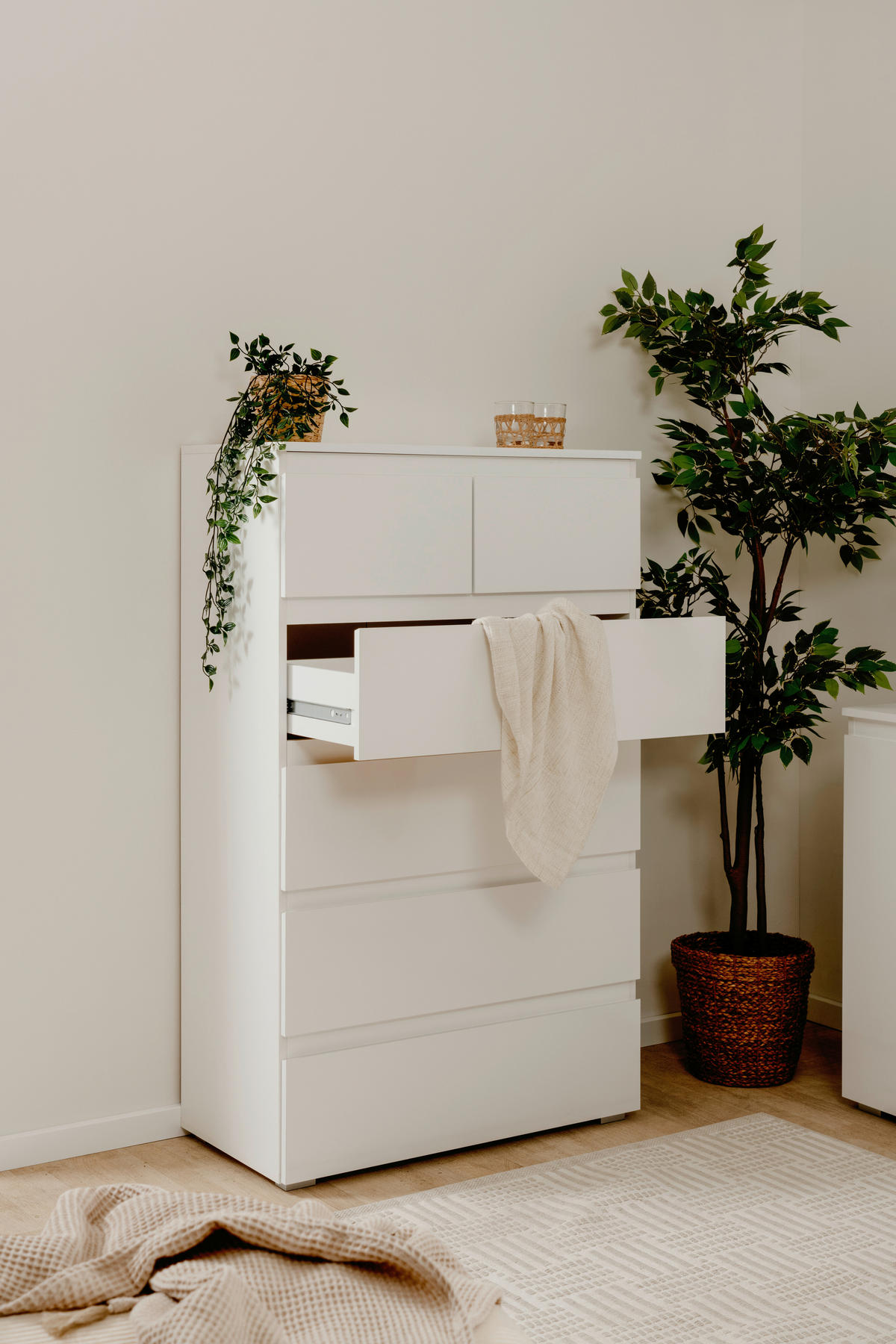 Schubkastenkommode Capetown weiß glänzend weiß B/H/T: ca. 80x132x40 cm Capetown - weiß (80,00/132,00/40,00cm)