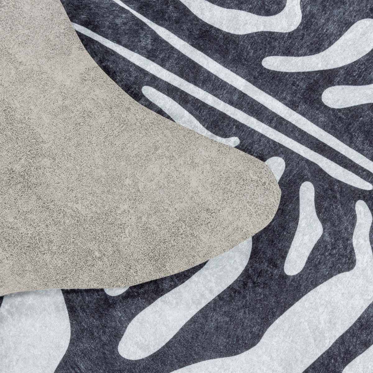 Ayyildiz Teppich ETOSHA schwarz B/L: ca. 150x200 cm ETOSHA - schwarz (150,00/200,00cm) - Ayyildiz