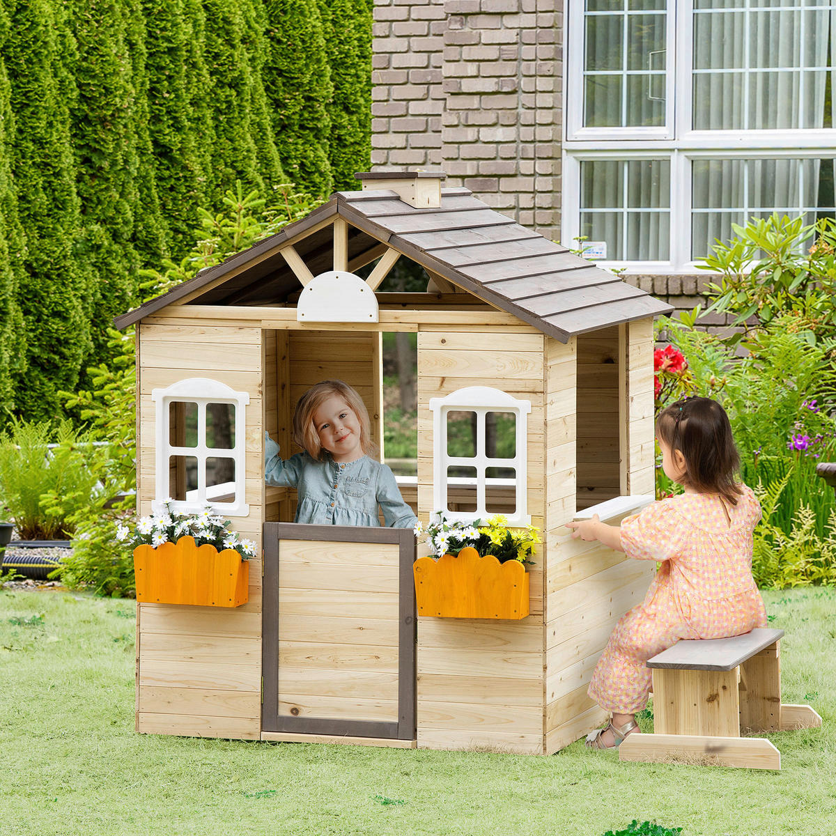 Outsunny Outdoor-Spielzeug grau B/H/L: ca. 94x113x134,5 cm Kinderspielhaus - weiß/natur (134,50/94,00/113,00cm) - Outsunny