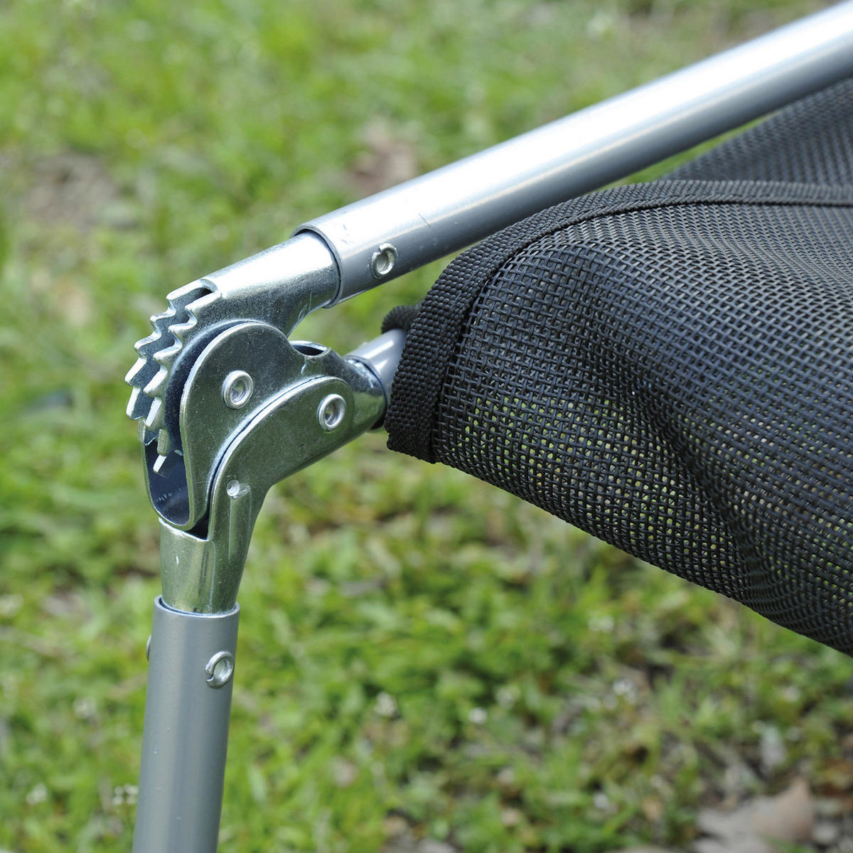 Outsunny Gartenliege schwarz Stahl B/H/L: ca. 56x24,5x182 cm Gartenliege_klappbar - schwarz (182,00/56,00/24,50cm) - Outsunny