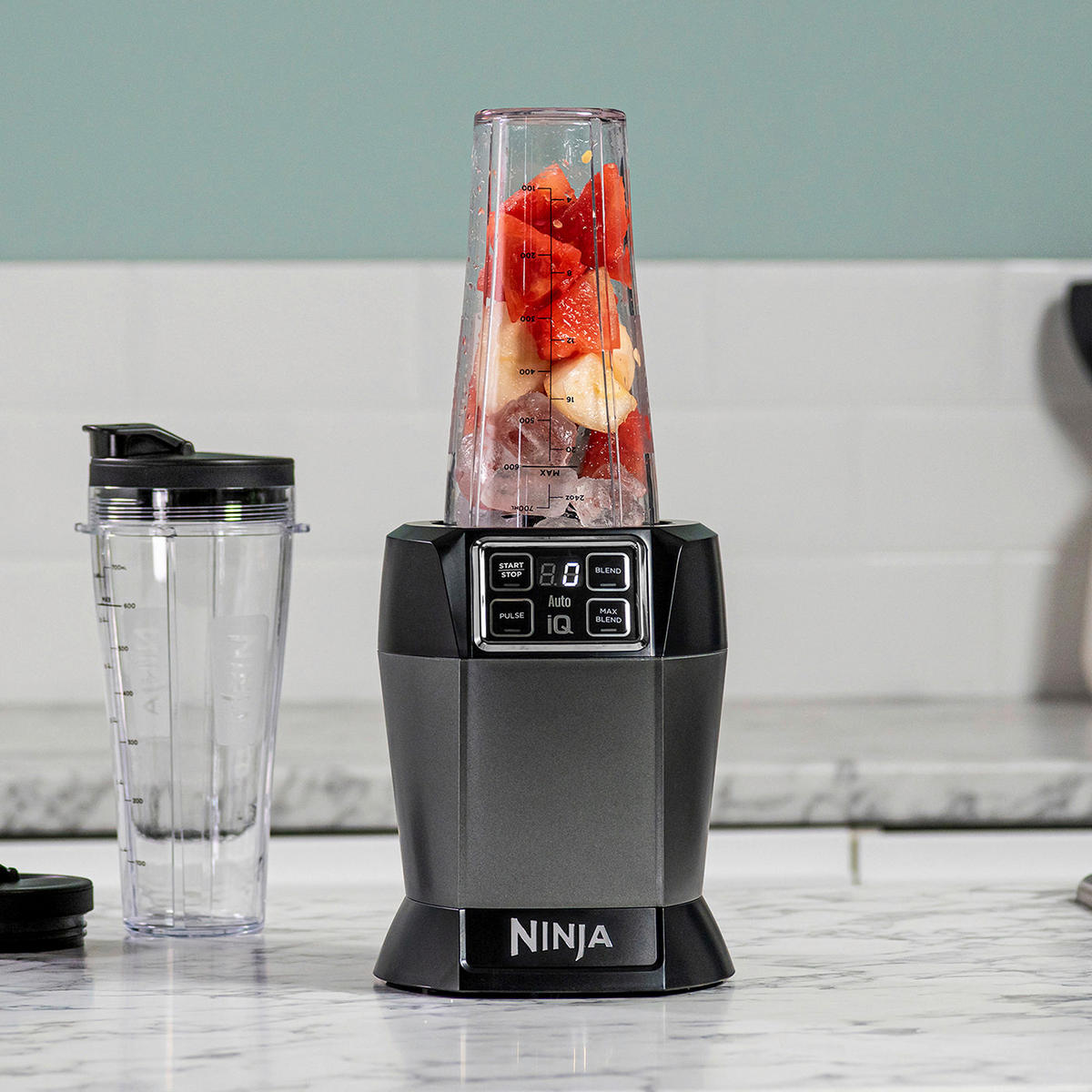 Ninja Standmixer silber schwarz Kunststoff B/H/L: ca. 16x38,5x17 cm BN495EU - schwarz/silber (17,00/16,00/38,50cm) - Ninja