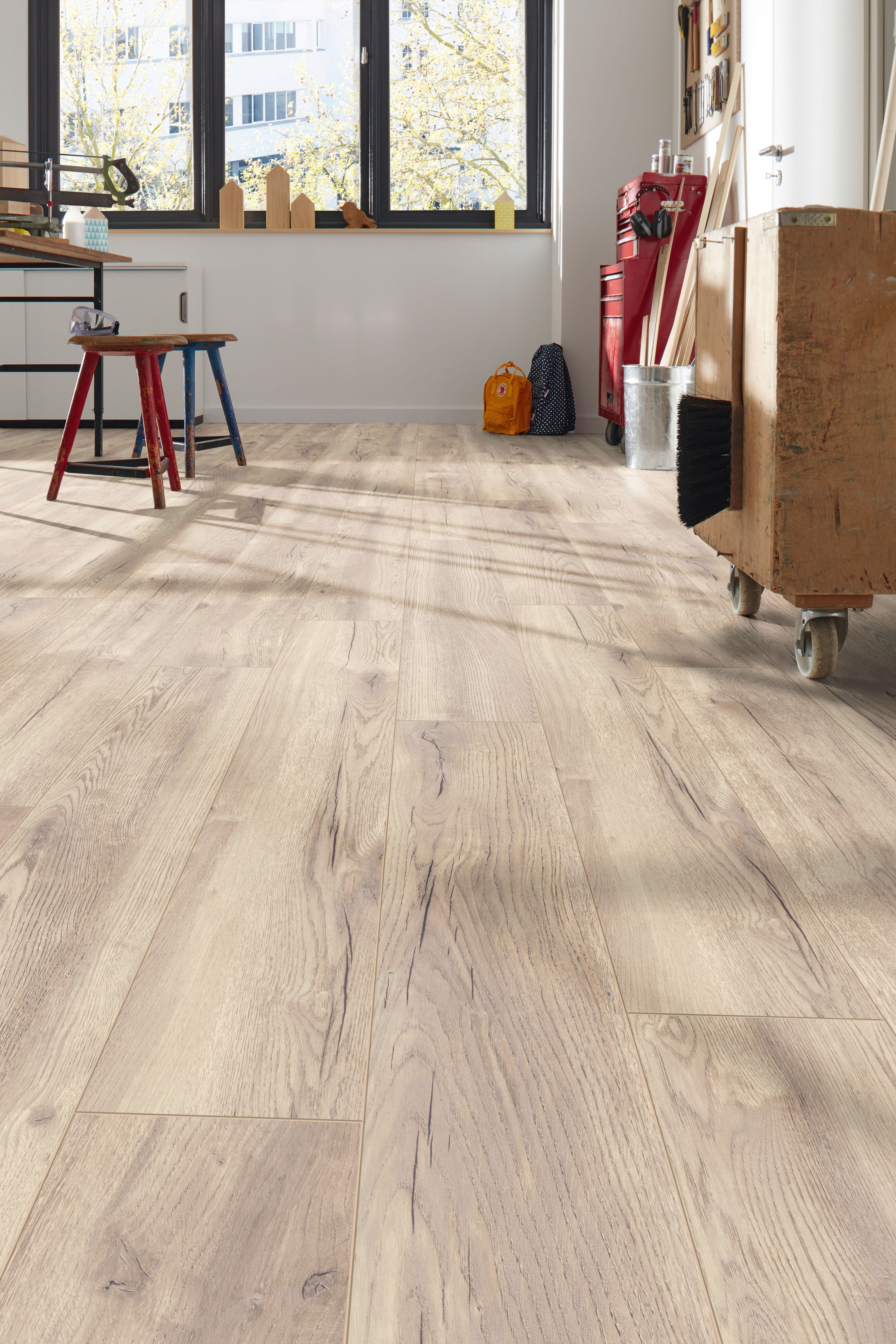 Kronotex Laminatboden Robusto ca.1,293m² im Paket  B/L: ca. 18,8x137,5 cm pro Paket Robusto ca.1,293m² im Paket - beige (18,80/137,50cm) - Kronotex