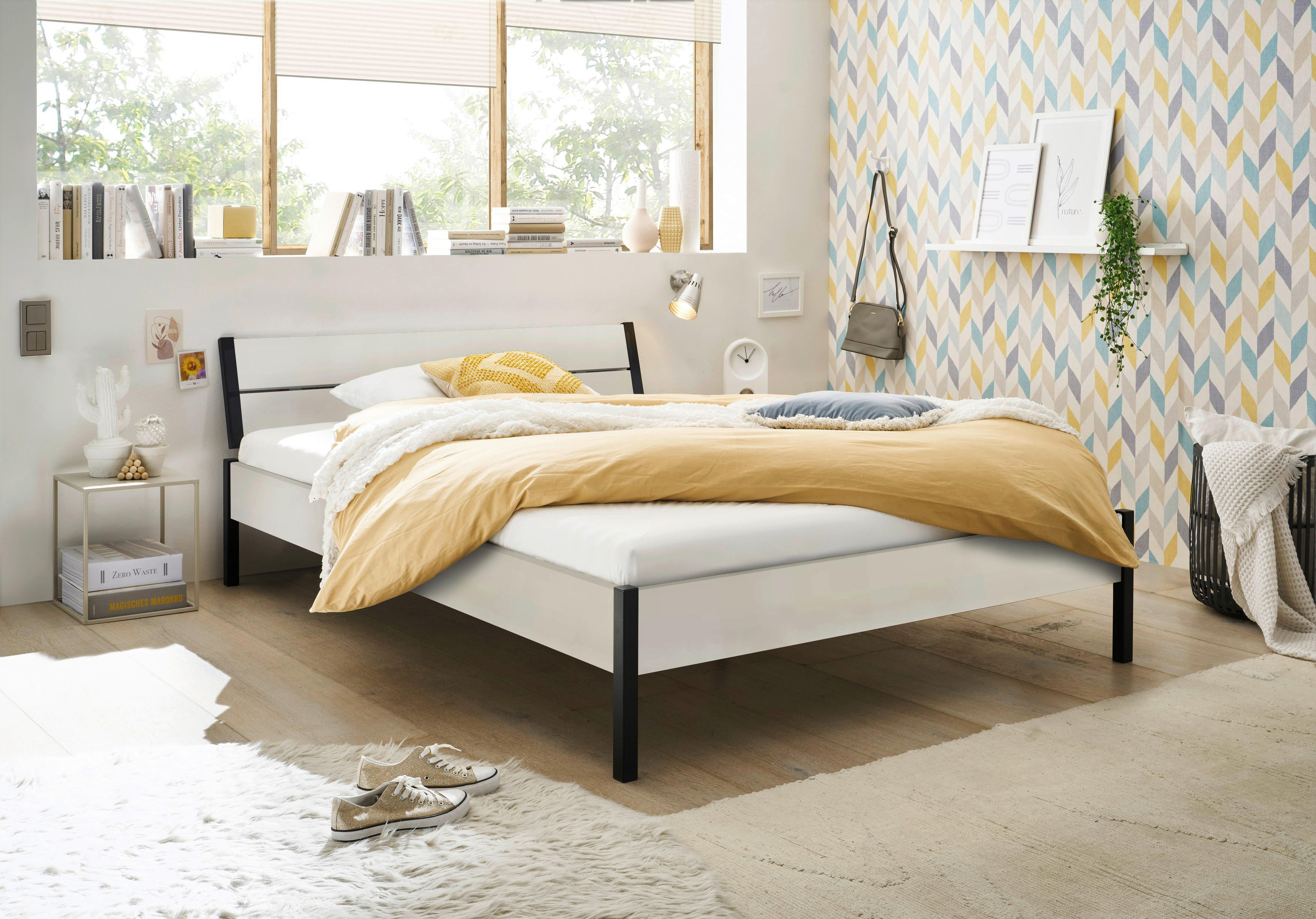 Futonbett Marseille weiß Liegefläche B/L: ca. 140x200 cm Marseille - weiß (146,00/74,00/213,00cm)