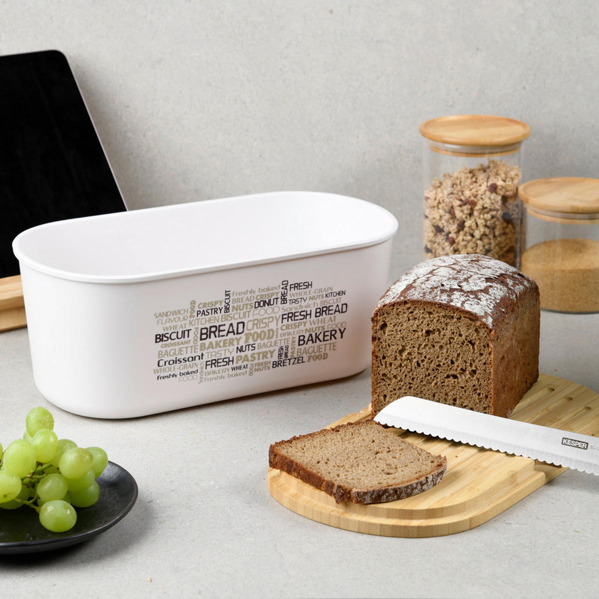 Kesper Brotbox weiß Bambus B/H/L: ca. 20x4,5x34 cm Brotbox - weiß/natur (34,00/20,00/4,50cm) - Kesper