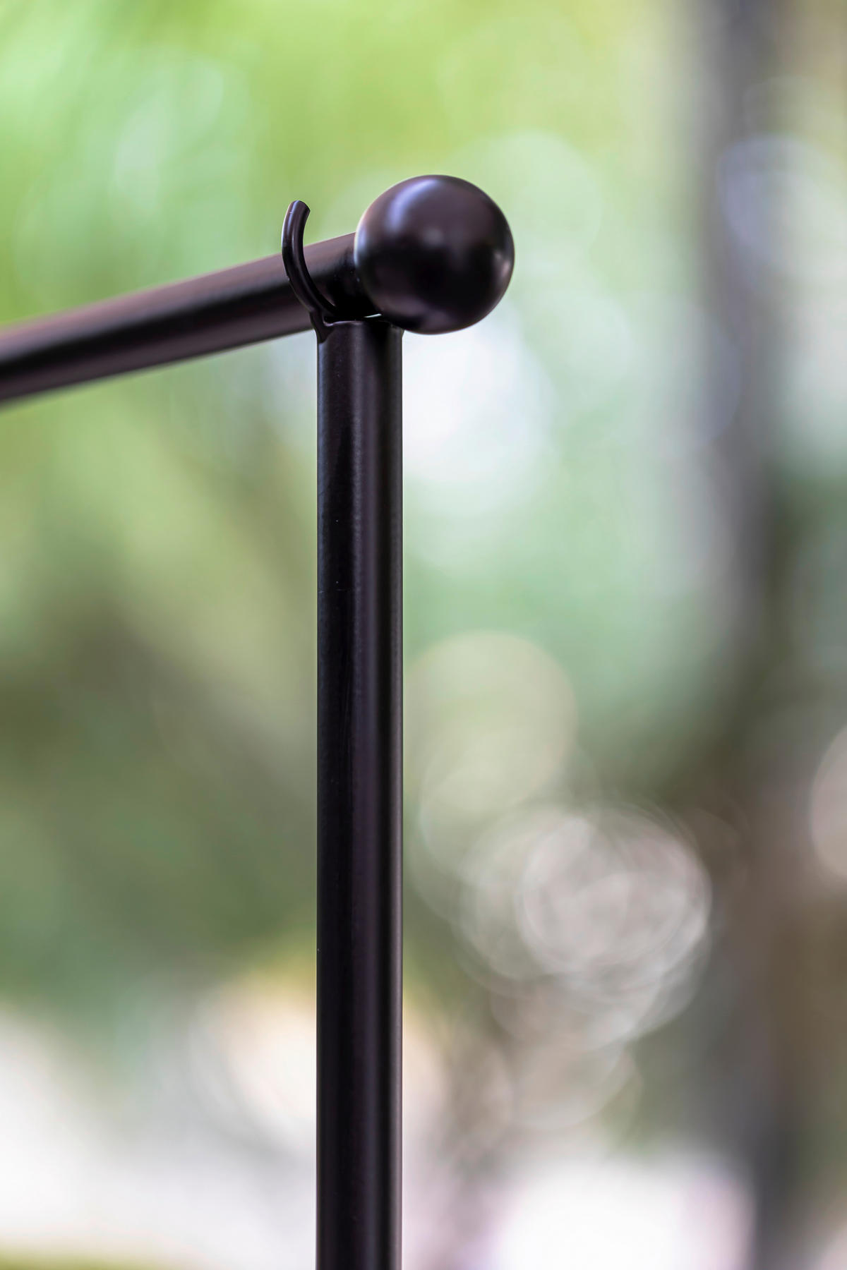NewGarden Rahmen für Lichterketten GARLAND LIFT 250 schwarz Stahl B/H/L: ca. 12,9x6x74 cm GARLAND LIFT 250 - schwarz (74,00/12,90/6,00cm) - NewGarden