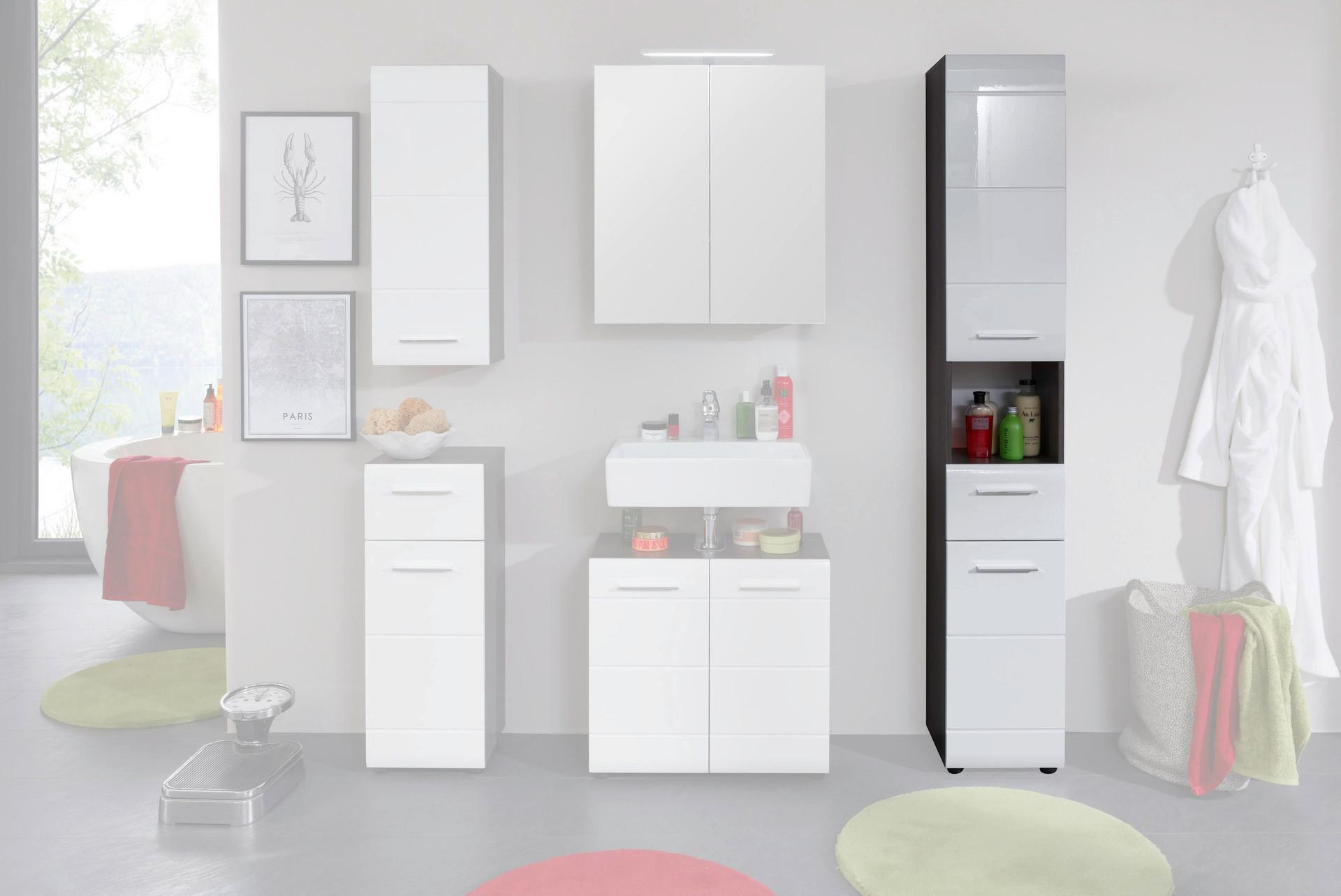 Badhochschrank Line Rauchsilber Nachbildung weiß Hochglanz B/H/T: ca. 30x182x31 cm Line - weiß (30,00/182,00/31,00cm)