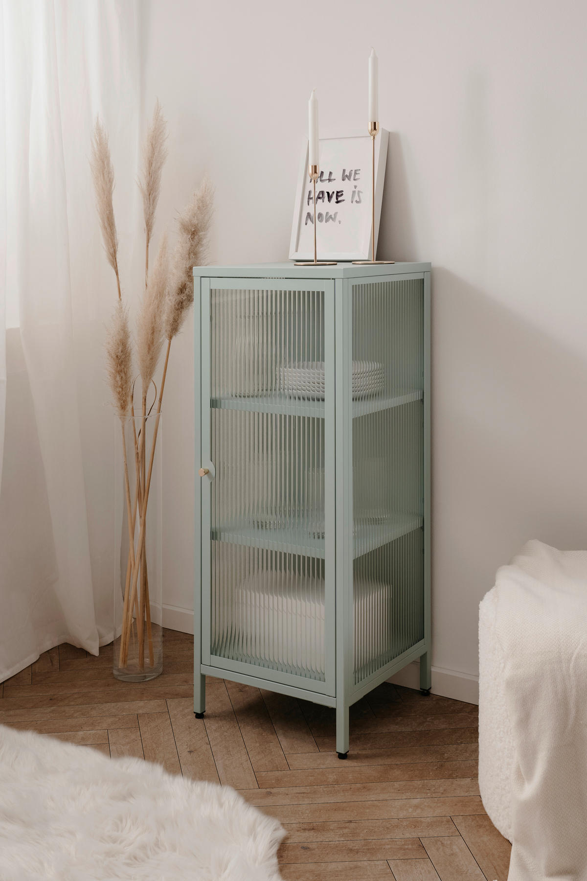 Vitrine Milton mint B/H/T: ca. 40x102x40 cm Milton - mint (40,00/102,00/40,00cm)