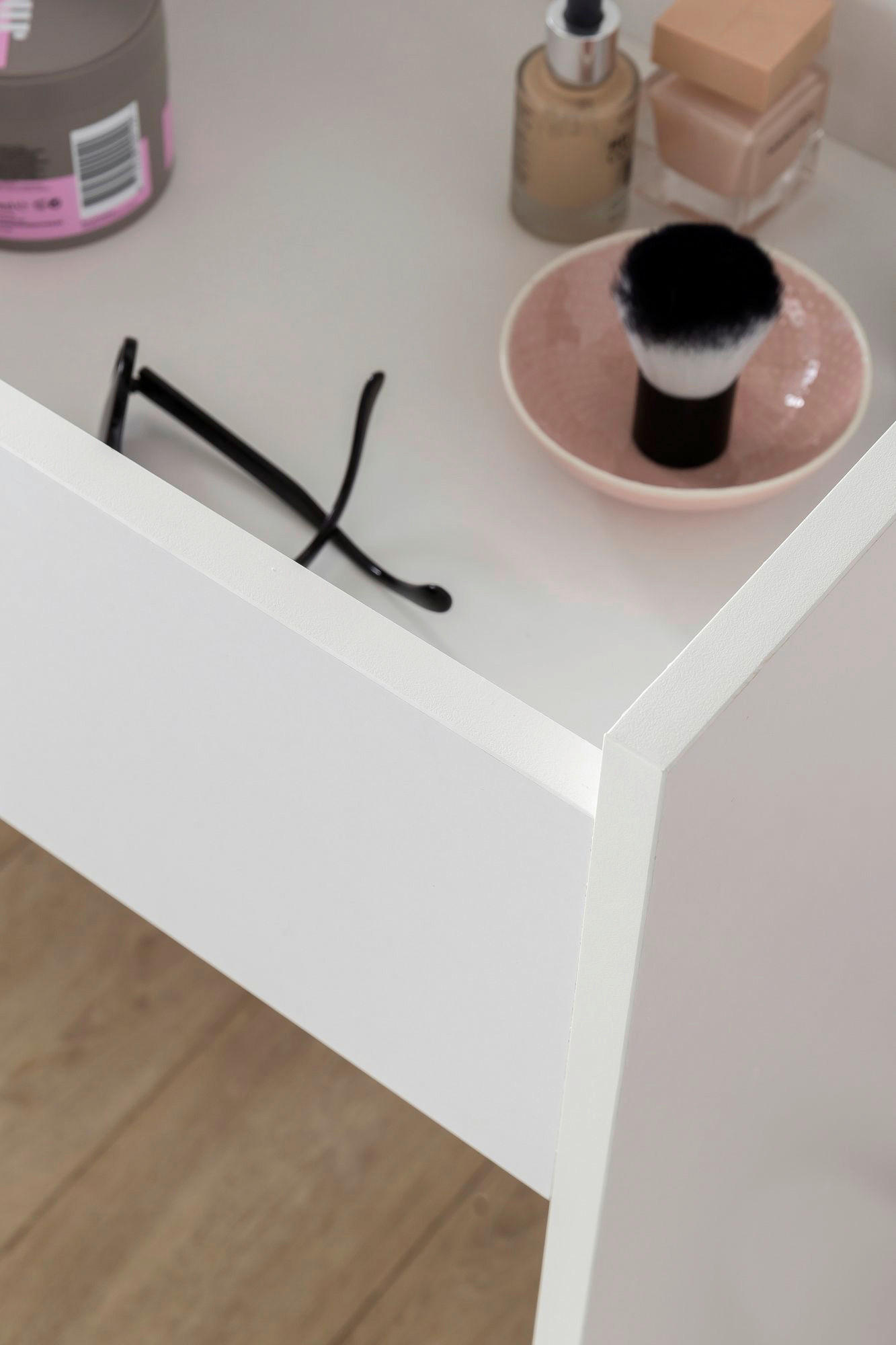 Schminktisch weiß B/H/T: ca. 60x81x40 cm Schminktisch - weiß (60,00/81,00/40,00cm) - Wohnling
