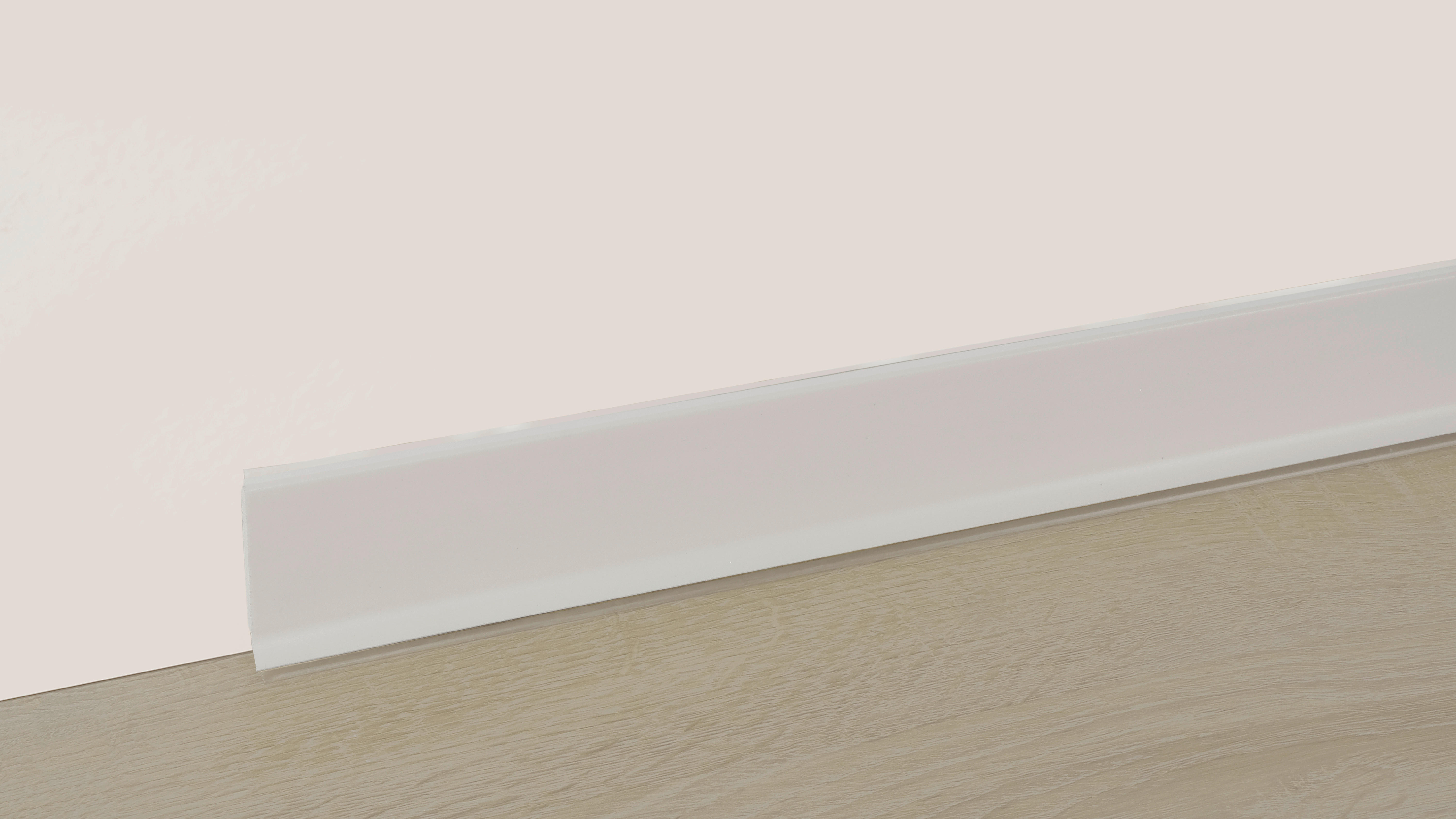 Sockelleiste L/B/H: ca. 250x1,28x6 cm pro Stück Sockelleiste Kern 60mm weiß - (250,00/1,28/6,00cm)