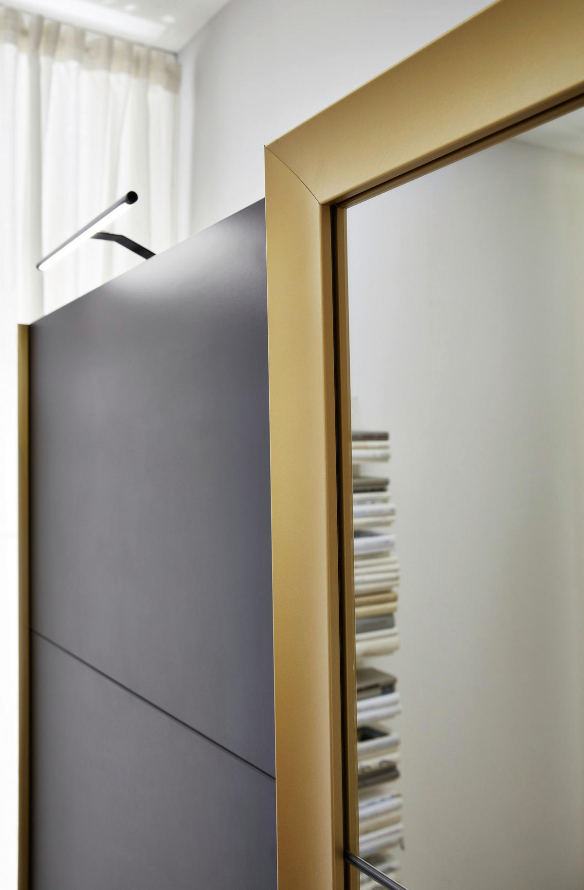 Schwebetürenschrank Katar Graphit B/H/T: ca. 270x208x64 cm Katar - gold/Graphit (270,00/208,00/64,00cm)