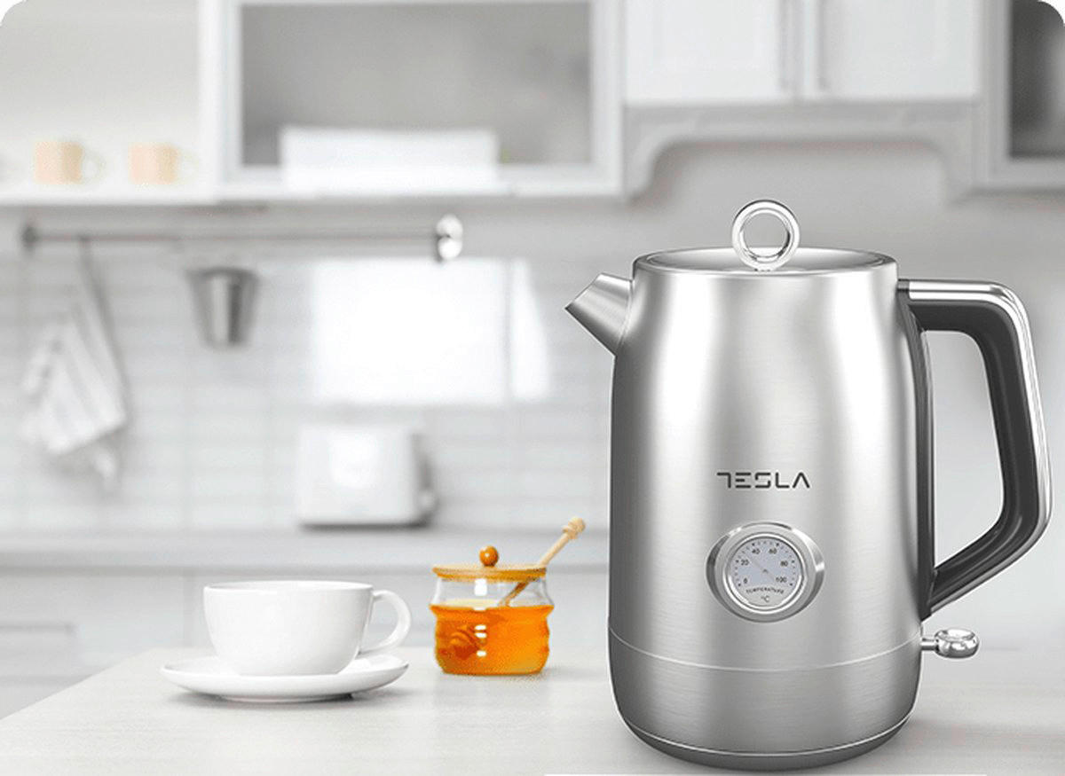 Tesla Wasserkocher KT500X - silber (2,50/16,00/21,90cm) - Tesla