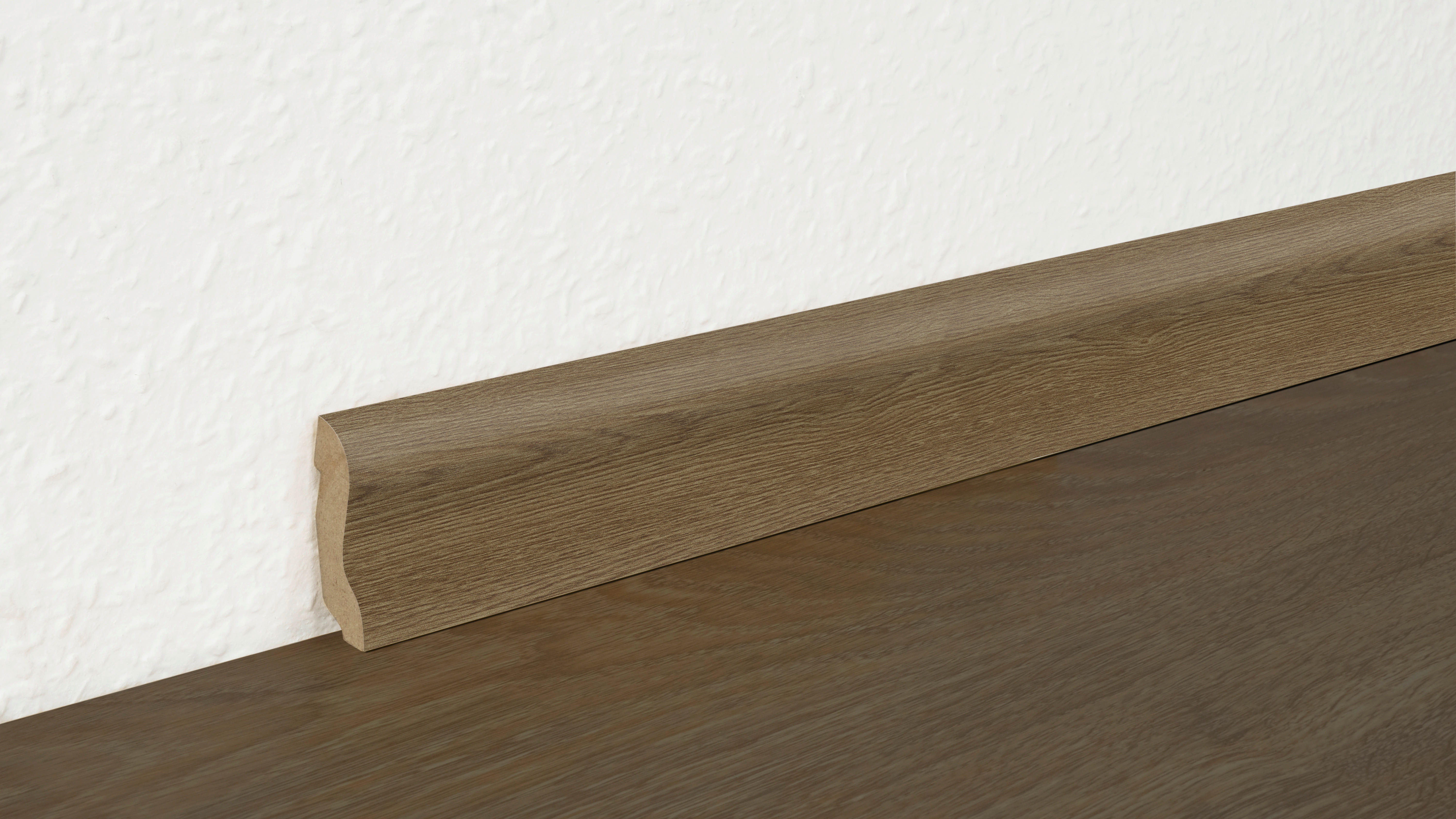 Sockelleiste L/B/H: ca. 250x2x4,5 cm pro Stück Sockelleiste Basic 40mm 2151 Ei.a.n - Eiche (250,00/2,00/4,50cm)
