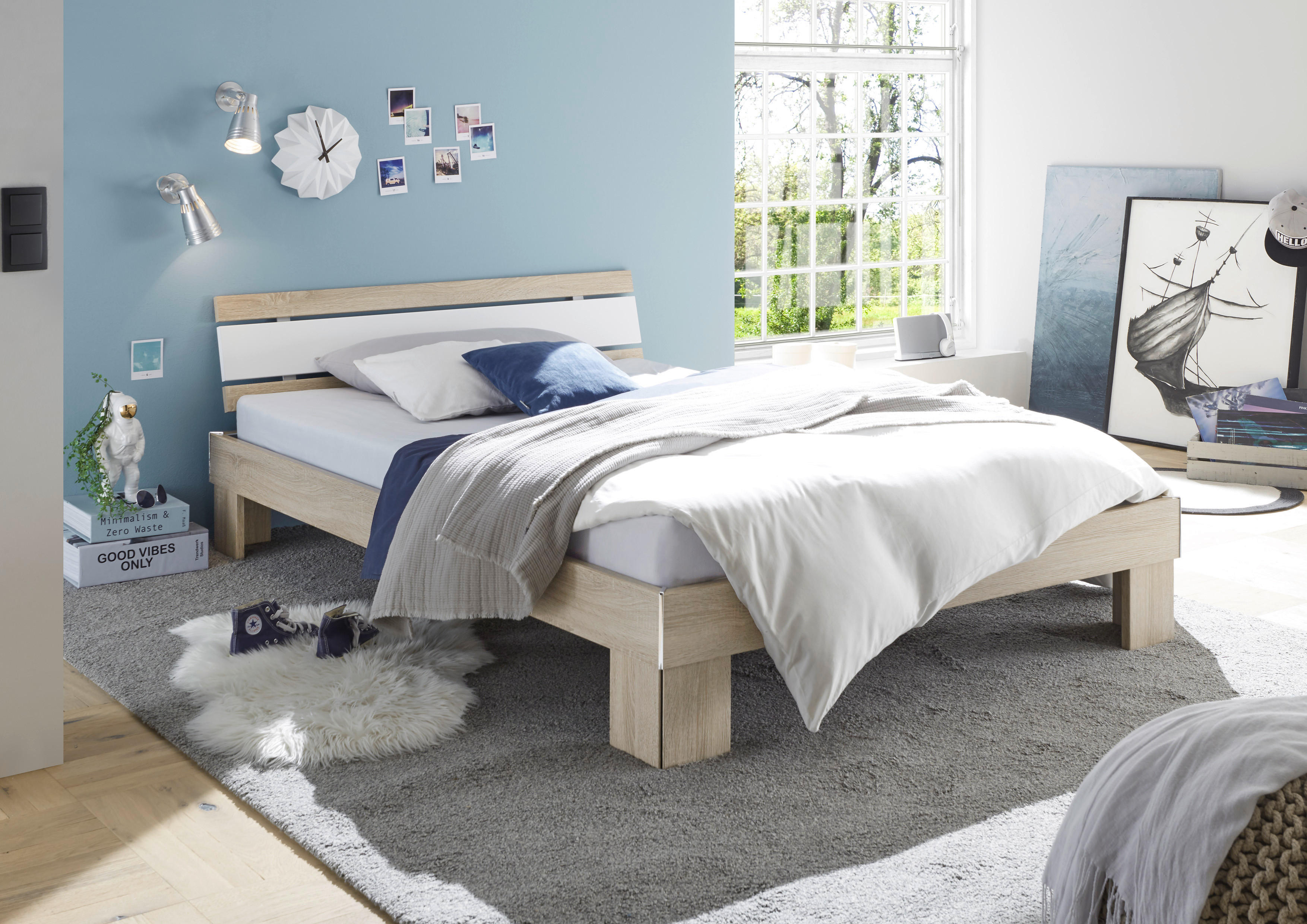 Futonbett Lyon Eiche Sonoma Nachbildung weiß Liegefläche B/L: ca. 140x200 cm Lyon - Eiche/weiß (146,00/69,00/211,00cm)