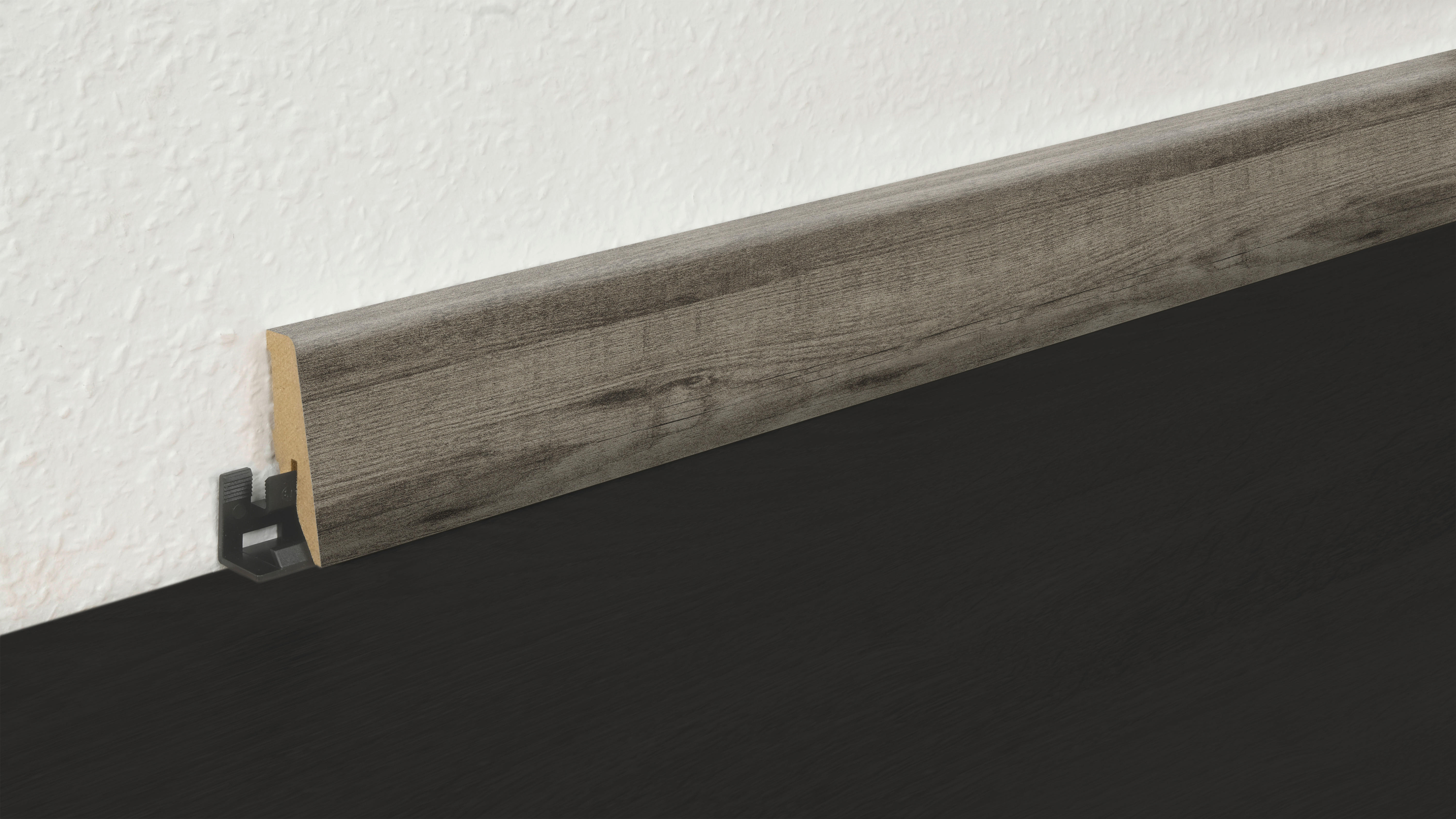 Sockelleiste L/B/H: ca. 250x1,8x5,8 cm pro Stück Sockelleiste 58mm 2260 - (250,00/1,80/5,80cm)