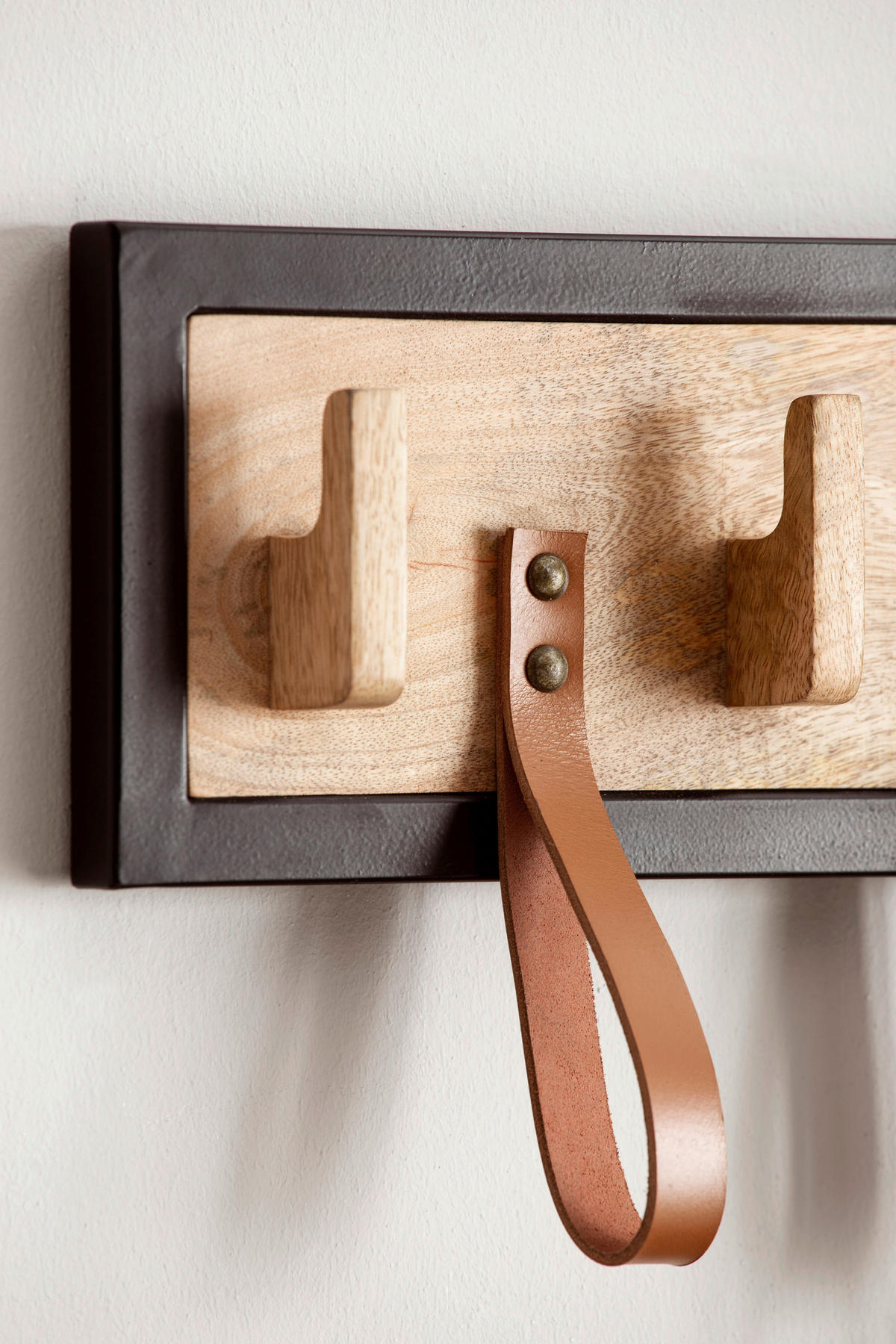 Wandgarderobe braun B/H/T: ca. 60x15x6 cm Wandgarderobe - braun (60,00/15,00/6,00cm) - Wohnling