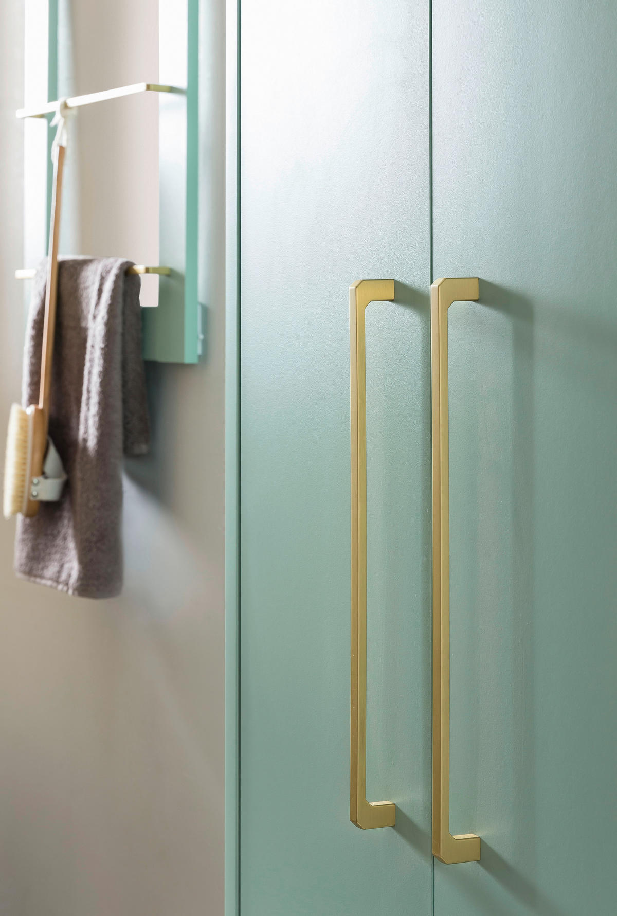 Midischrank Sarah mint B/H/T: ca. 46,2x154,7x30 cm Sarah - mint (46,20/154,70/30,00cm) - Möbelpartner
