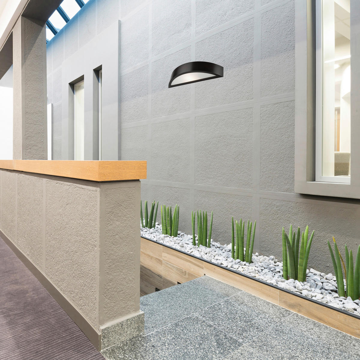 Lamkur Wandleuchte dunkelbraun Glas Holz B/H/L: ca. 12x12x44 cm E27 1 Brennstellen Eveline - dunkelbraun (44,00/12,00/12,00cm) - Lamkur