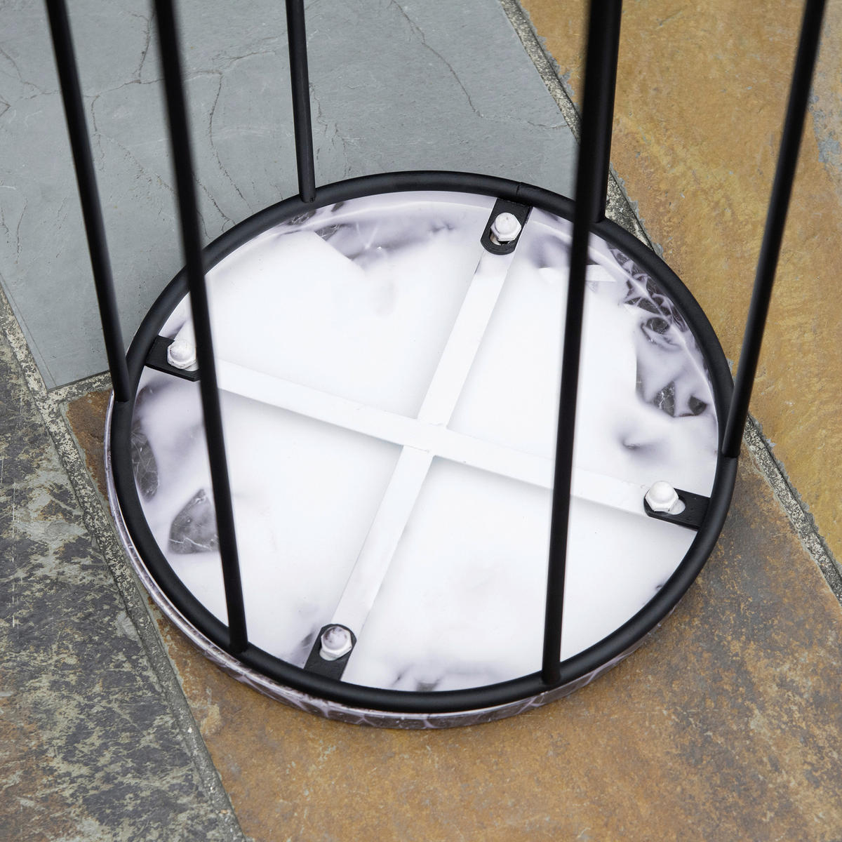 Outsunny Blumenständer schwarz Metall H/D: ca. 70x30 cm Blumenständer - schwarz/grau (30,00/70,00cm) - Outsunny